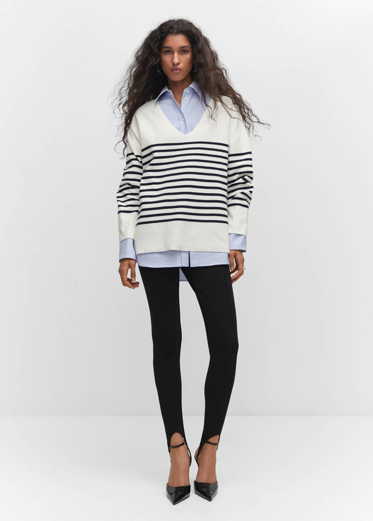 Oversized V-neck sweater — Navy