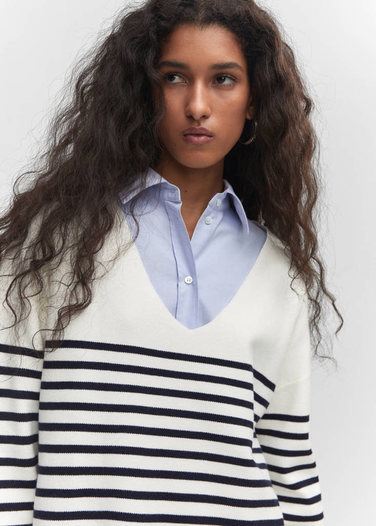 Oversized V-neck sweater — Navy