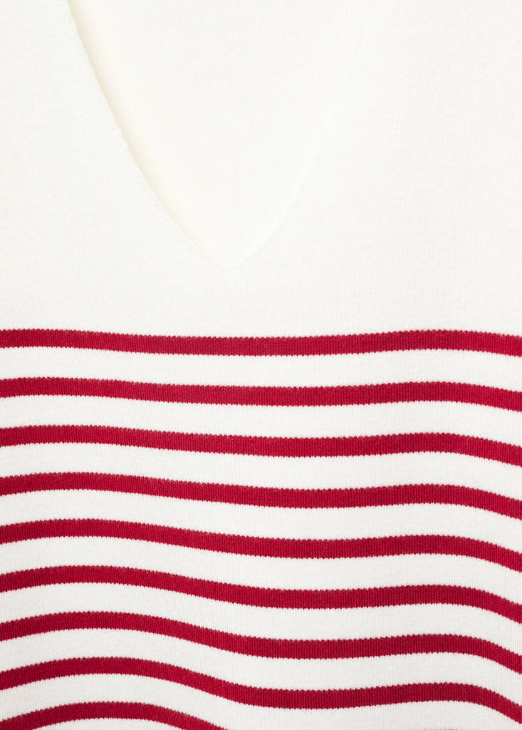 Oversized V-neck sweater — Red