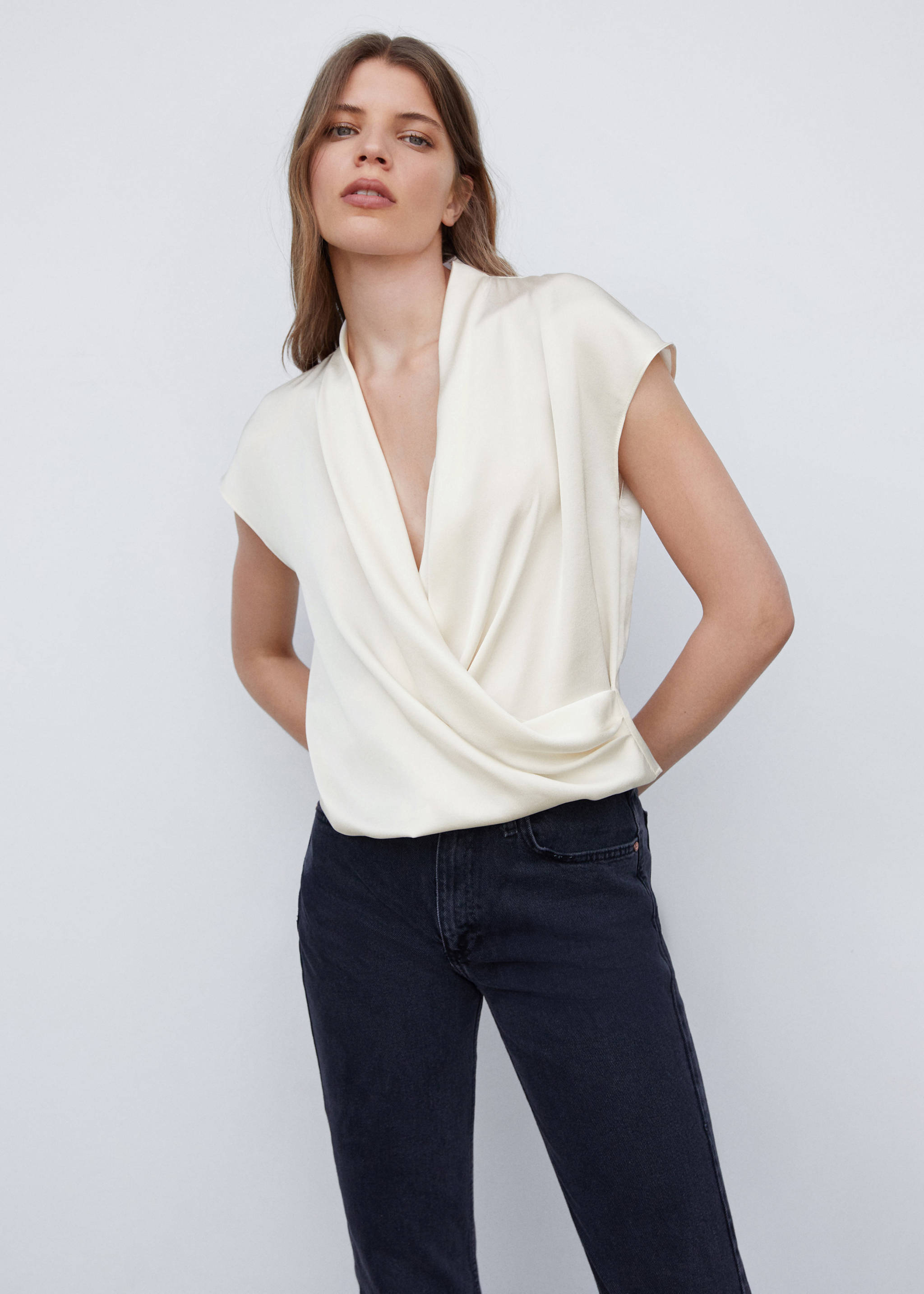 Sleeveless wrap blouse - Medium plane