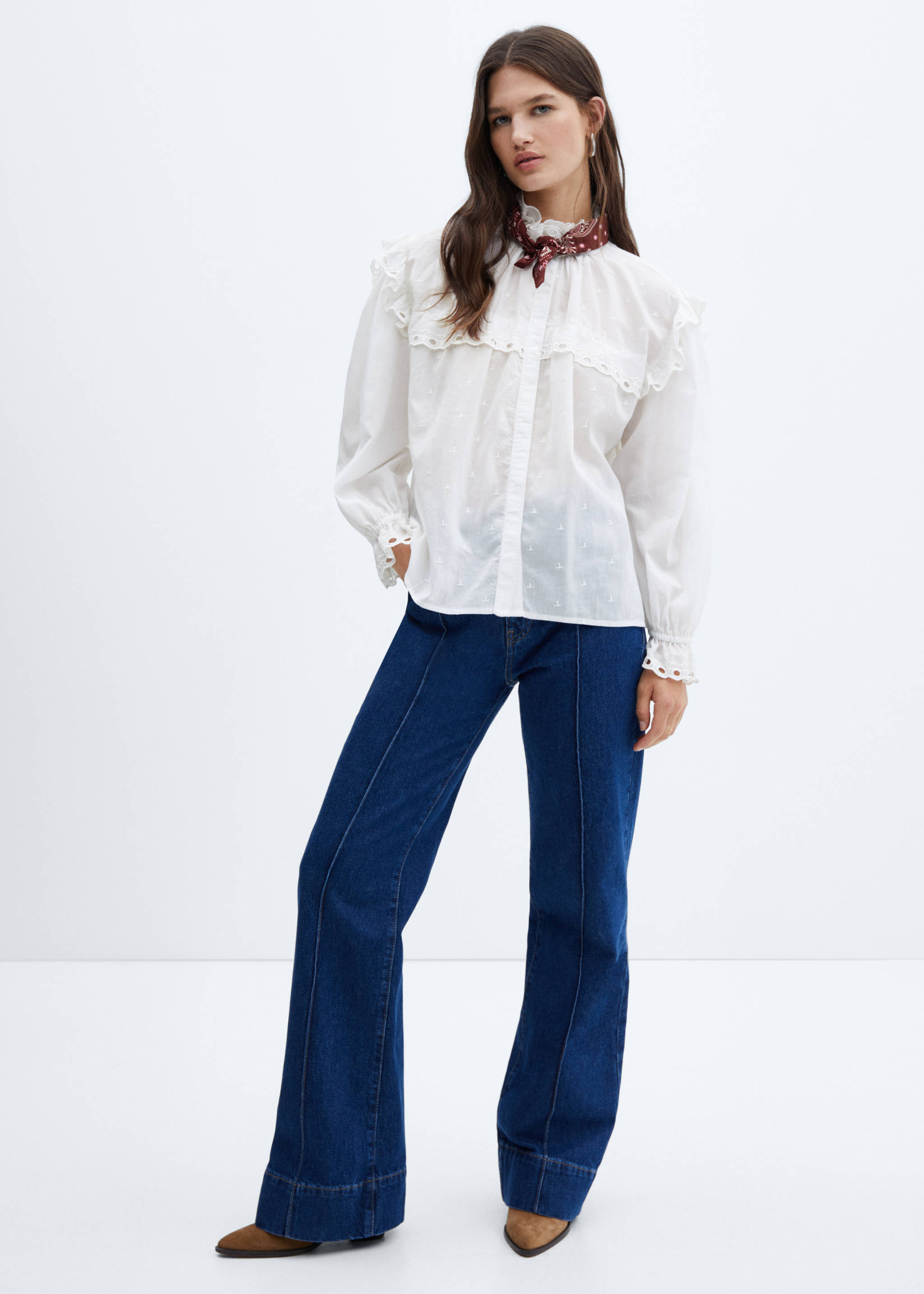 Embroidered details blouse - General plane