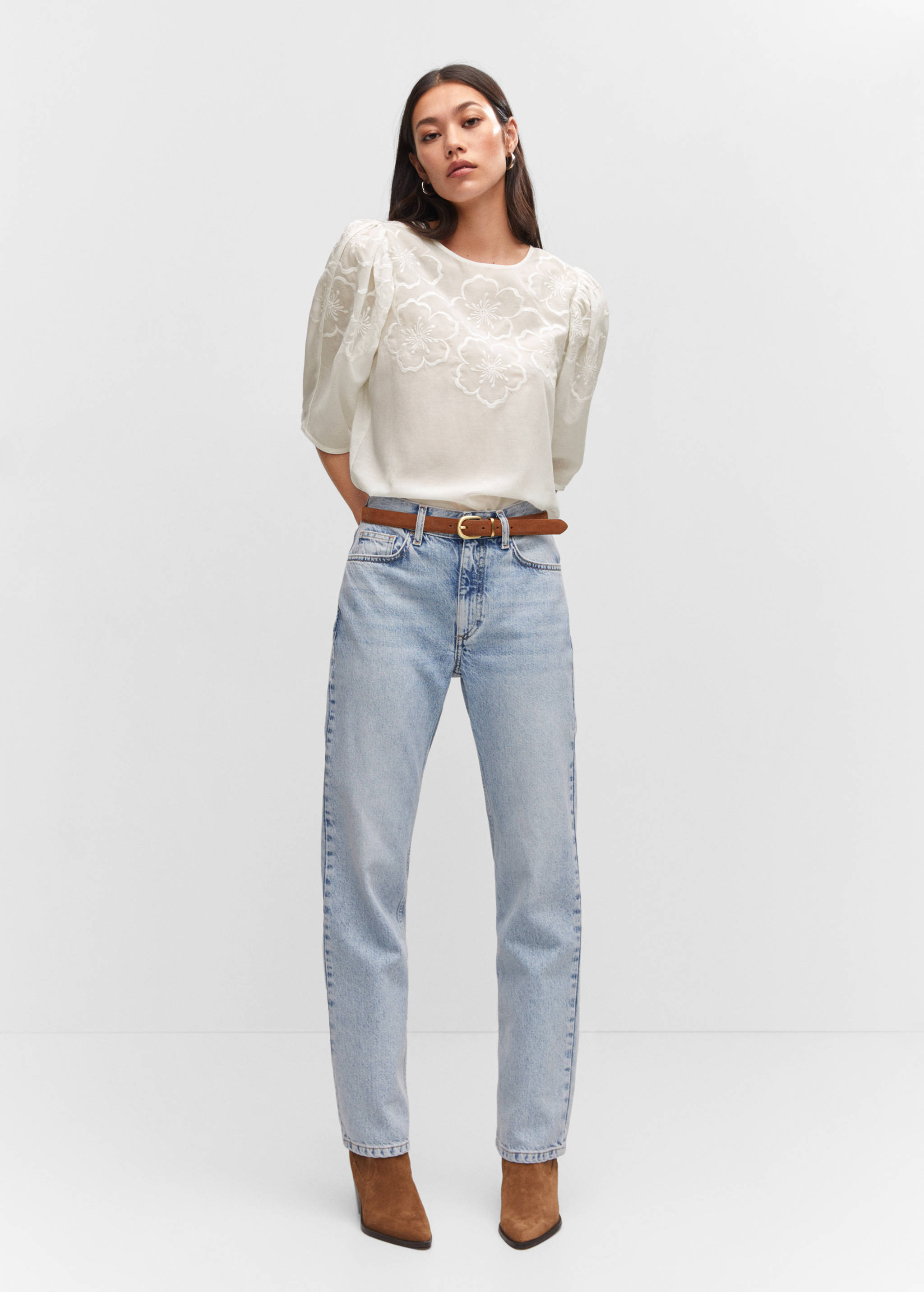 Floral embroidered blouse - General plane