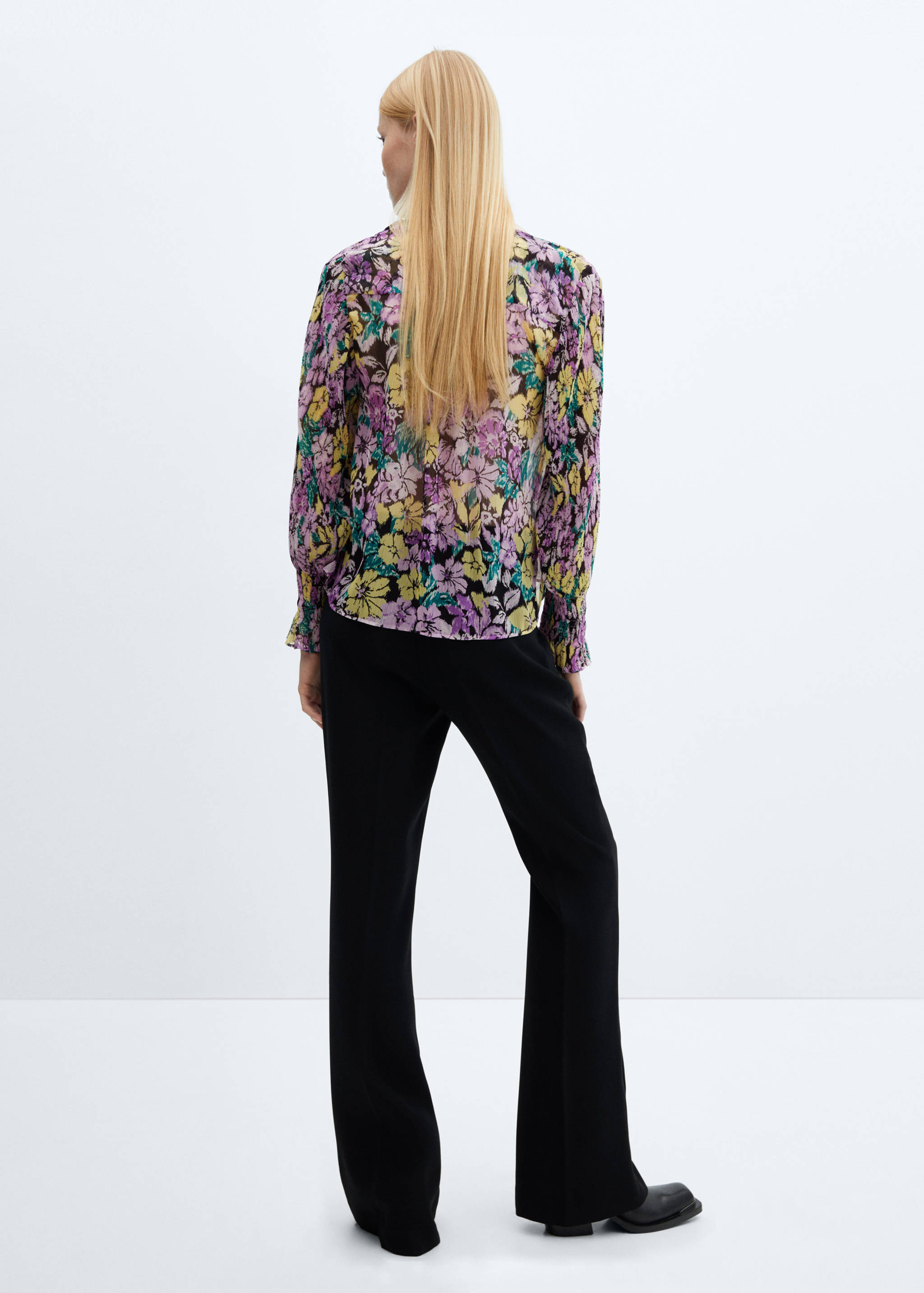 Floral textured blouse - Reverse of the article