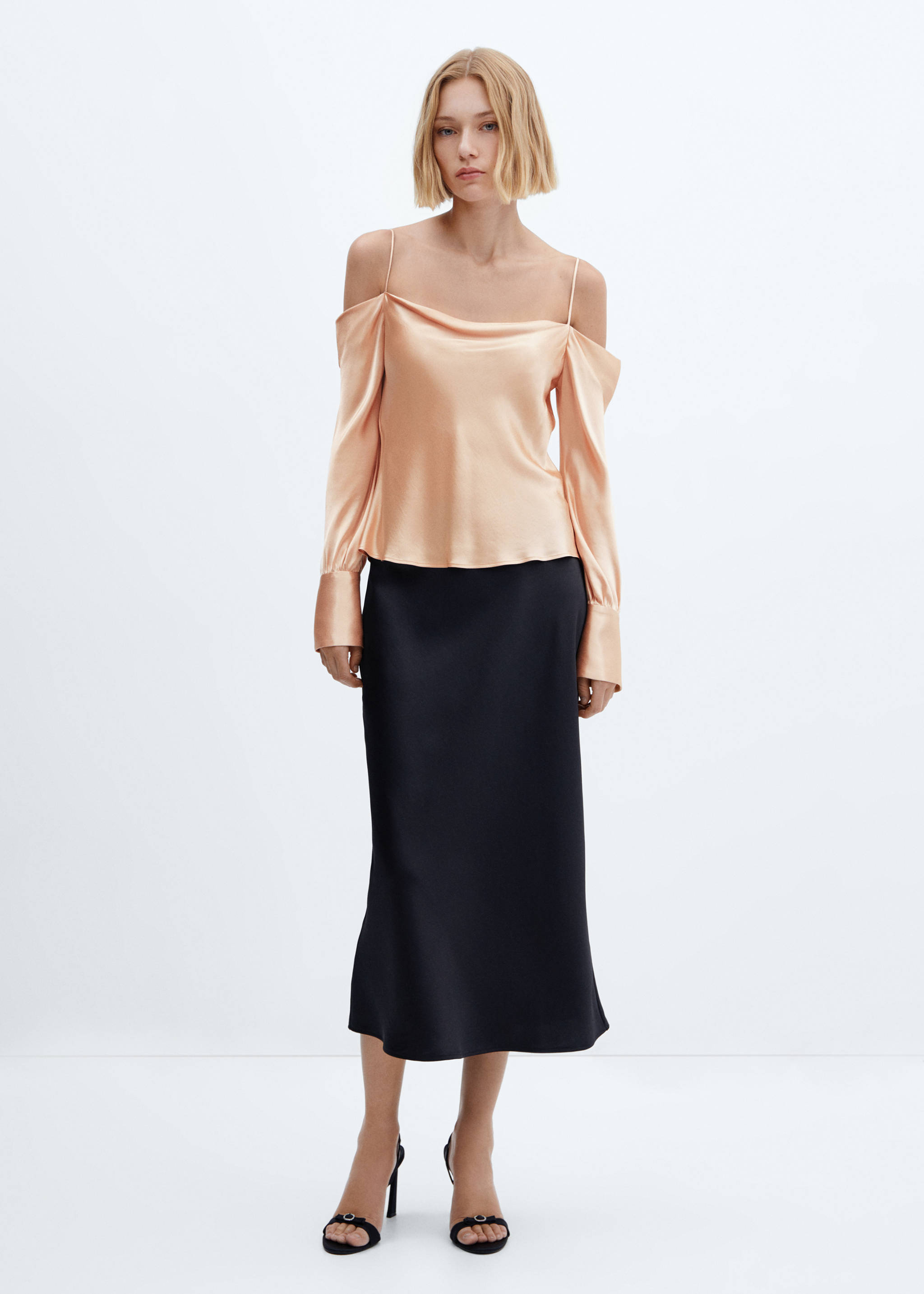 Satin blouse with draped neck - General plane