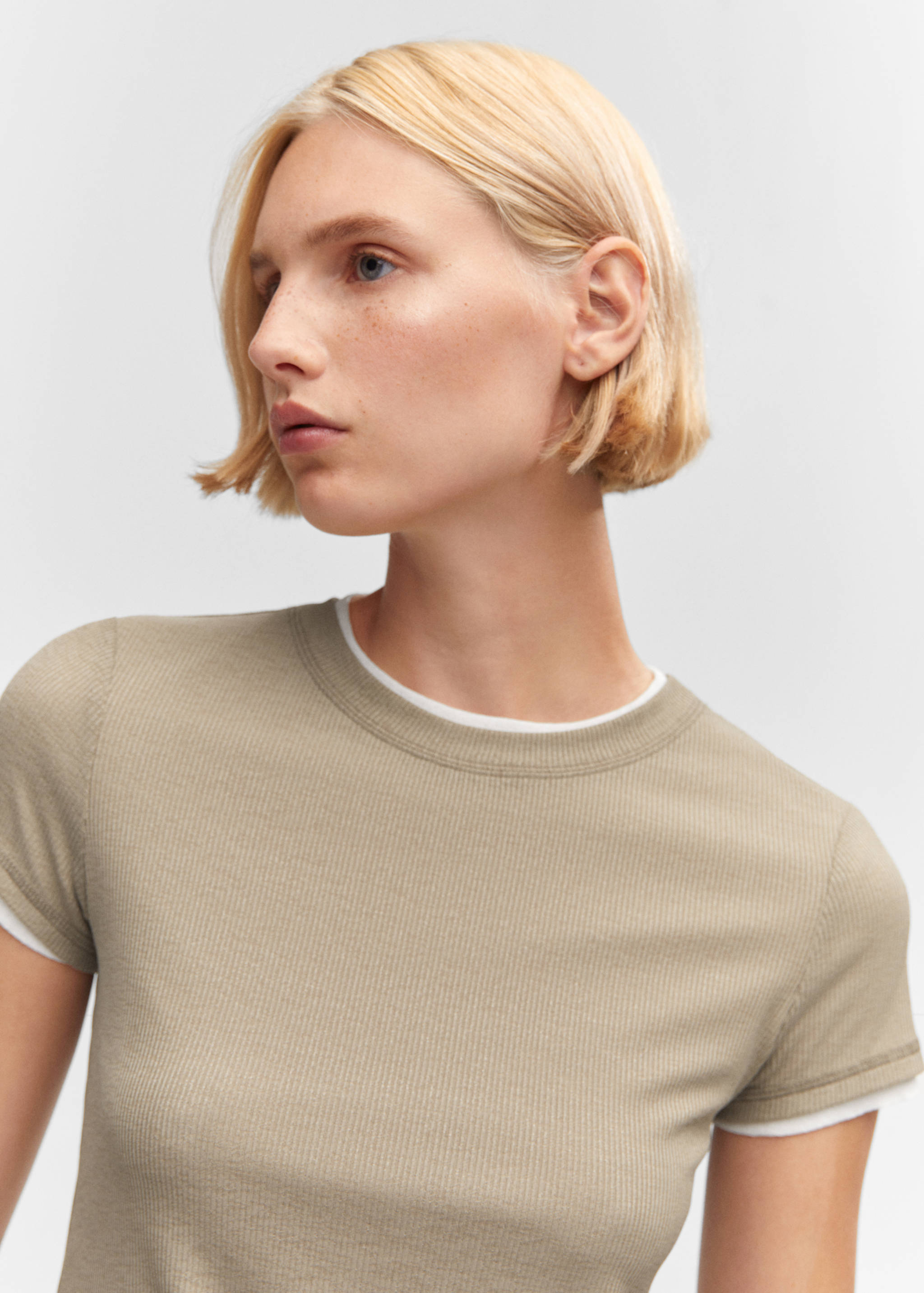 Double-layered T-shirt - Details of the article 1