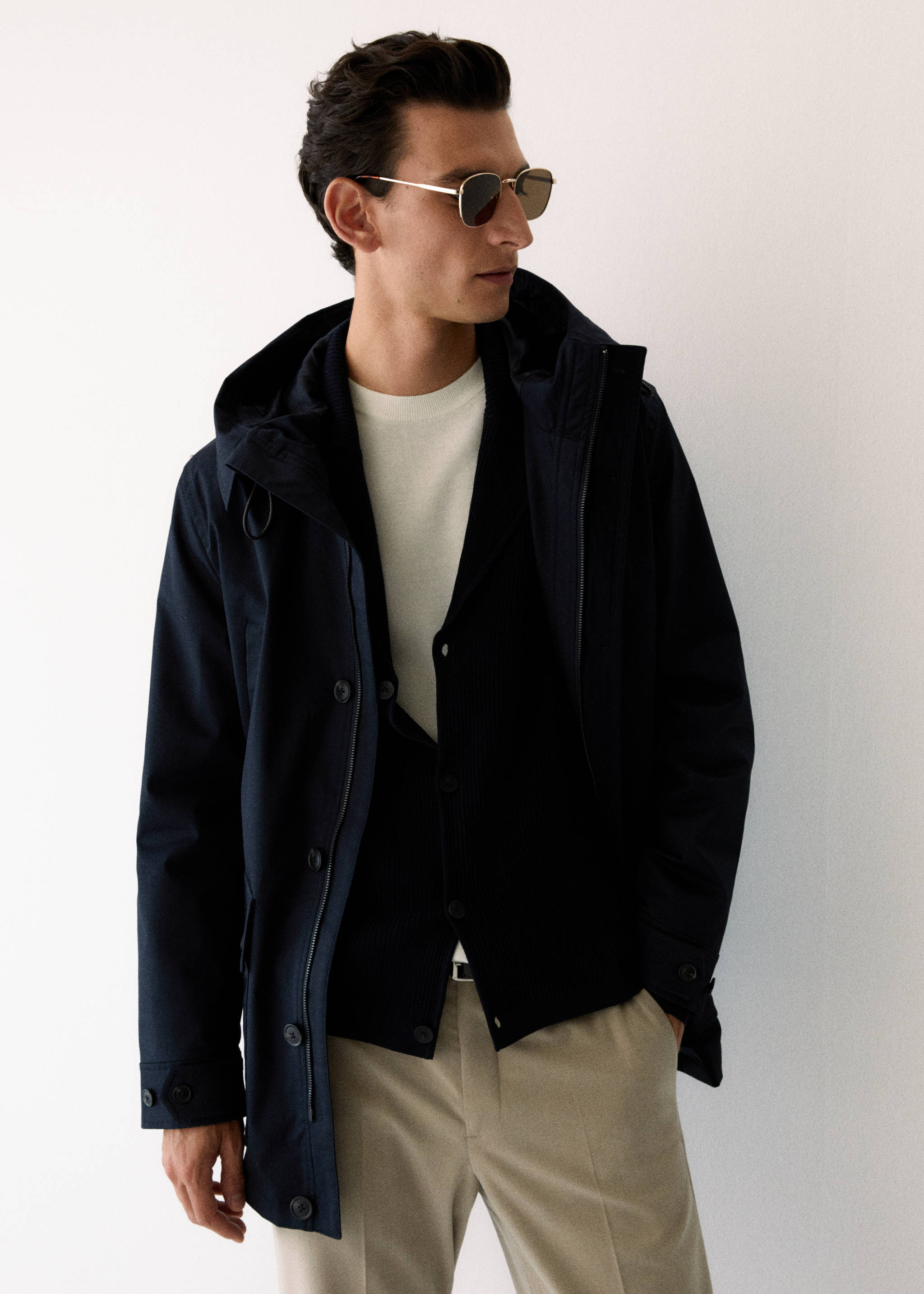 Hooded barn jacket with pocket - Details of the article 5