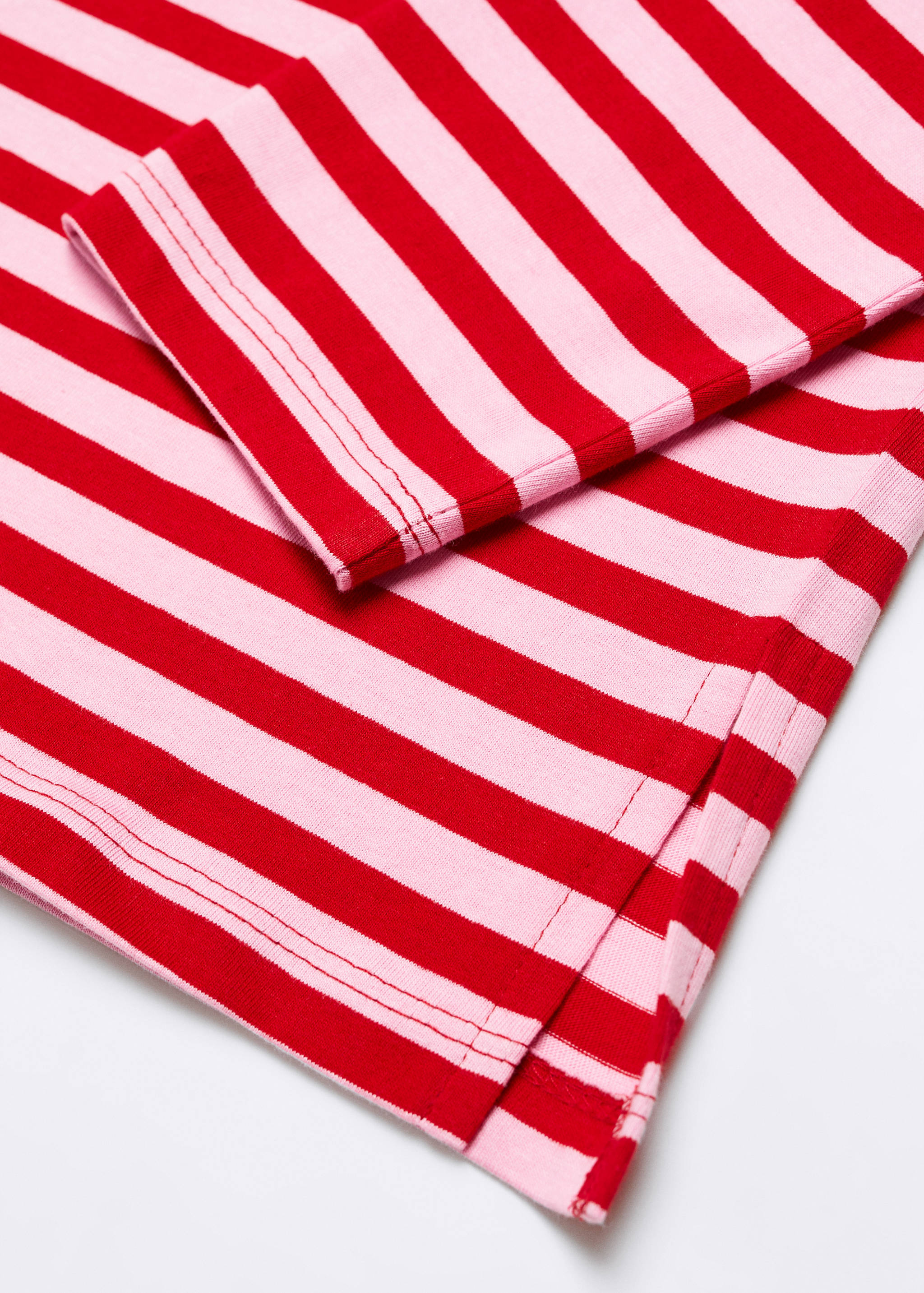 Striped oversized t-shirt - Details of the article 8