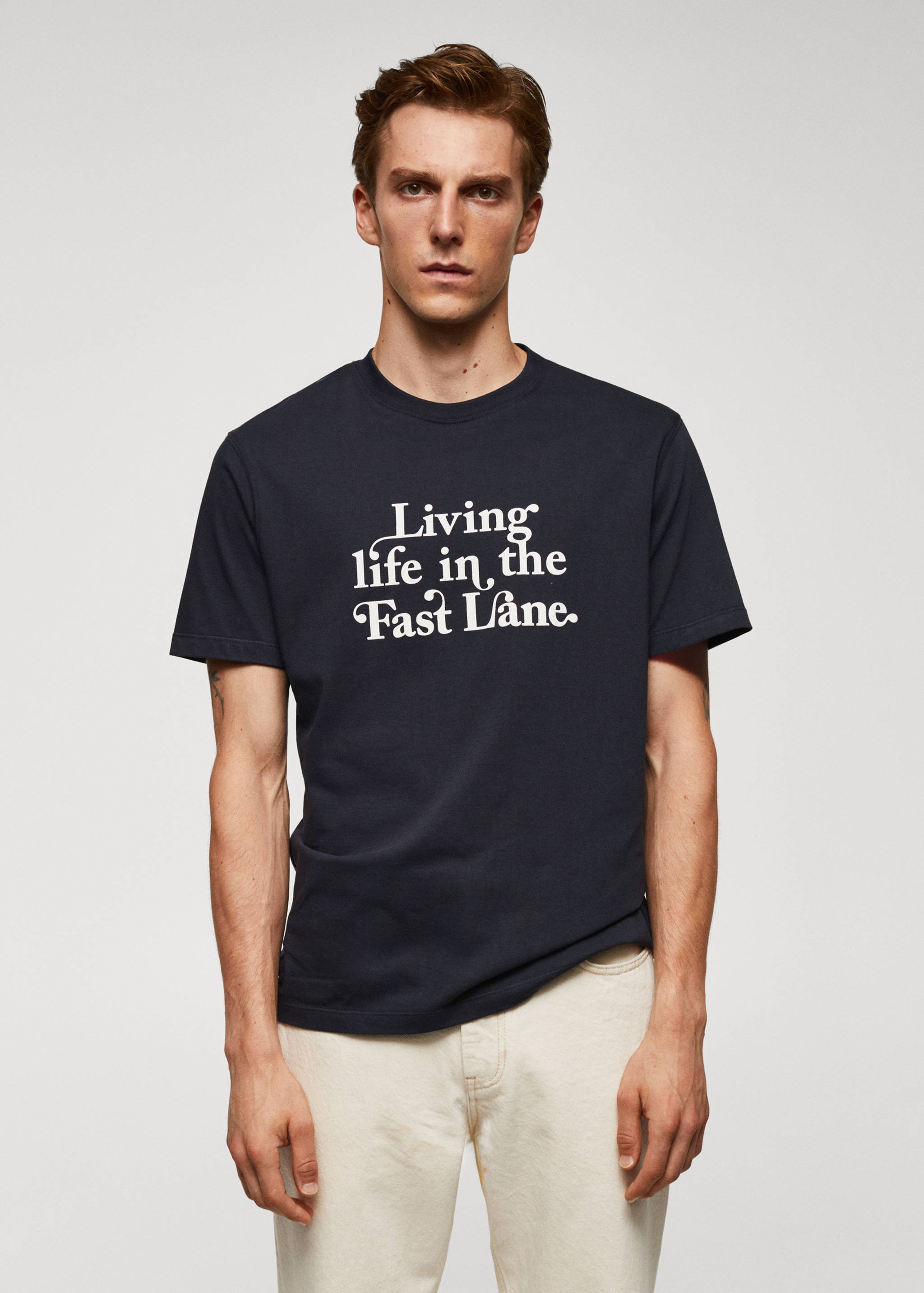 T-shirt de 100% algodão com estampado no peito - Plano médio