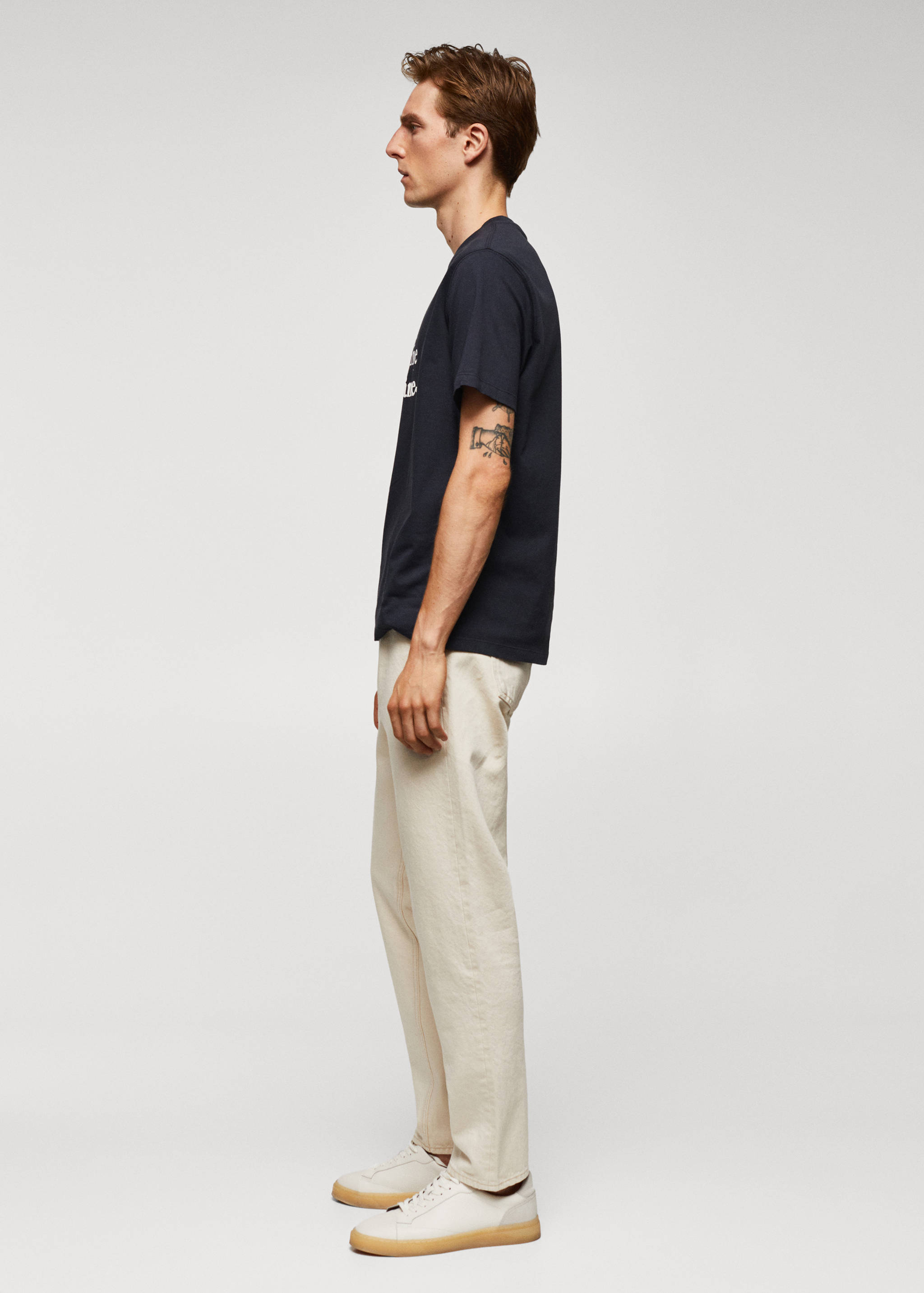 T-shirt de 100% algodão com estampado no peito - Pormenor do artigo 2