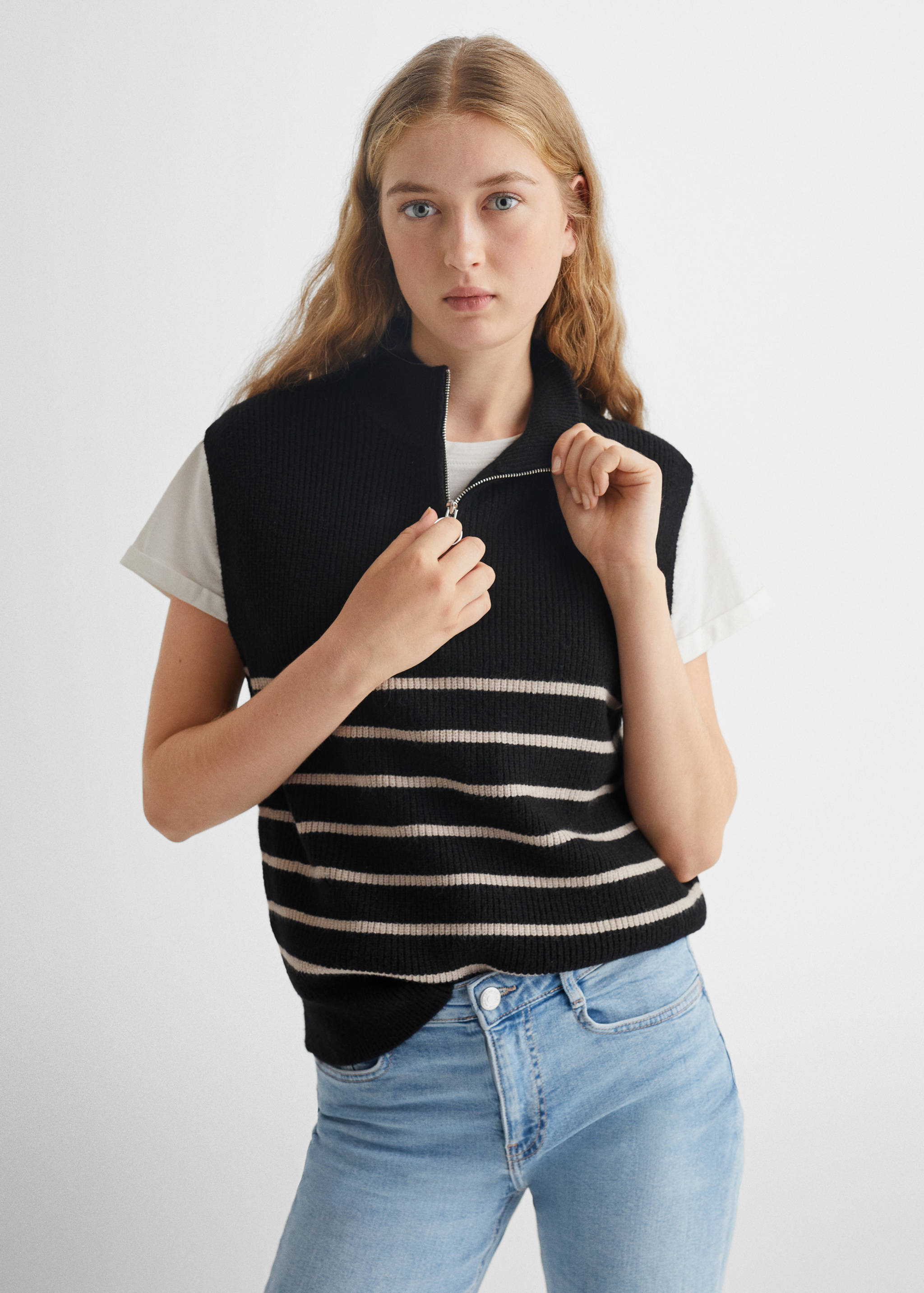 Chaleco punto rayas - Plano medio