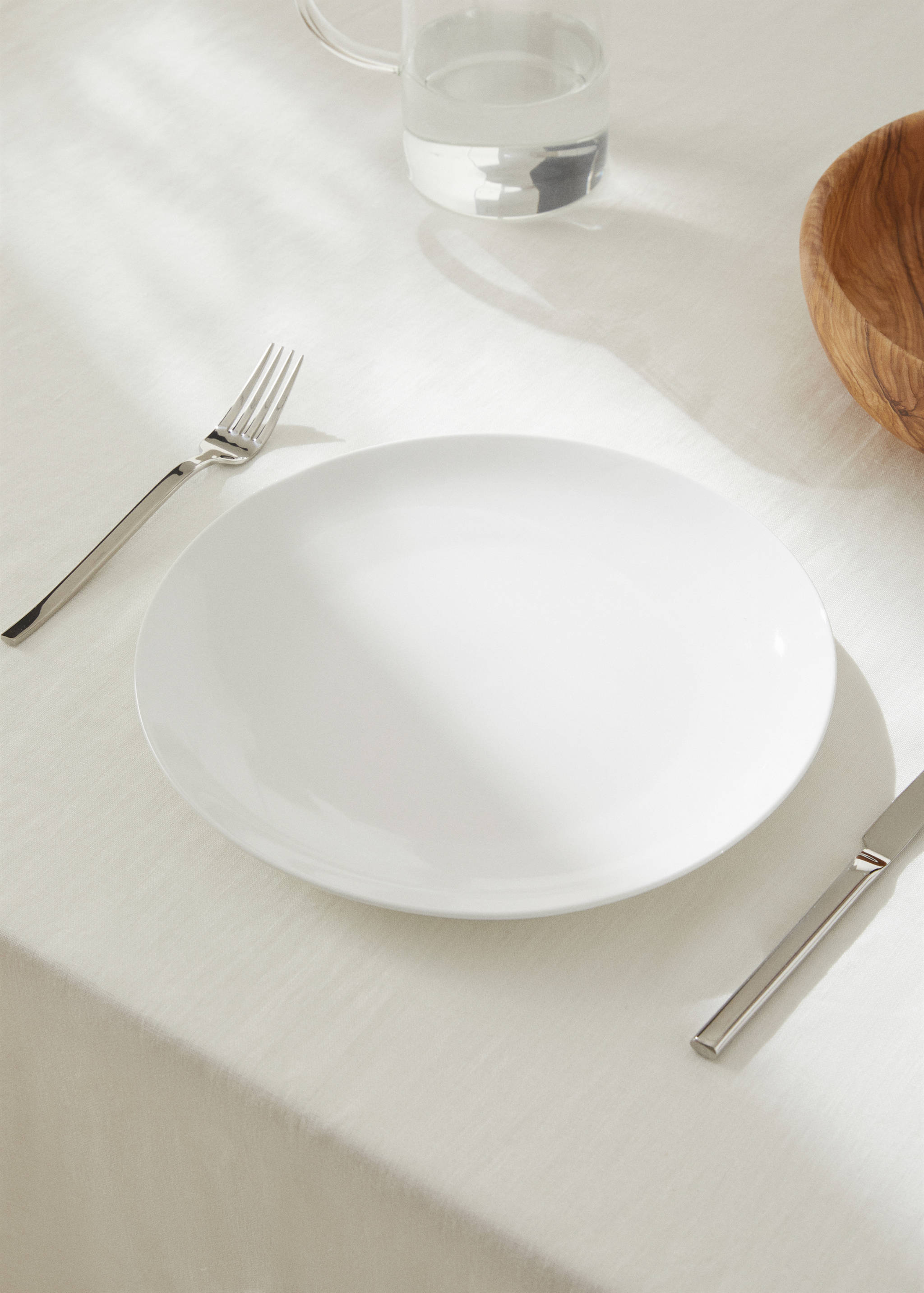 Flacher Teller aus Bone-China-Porzellan - Allgemeine Ansicht