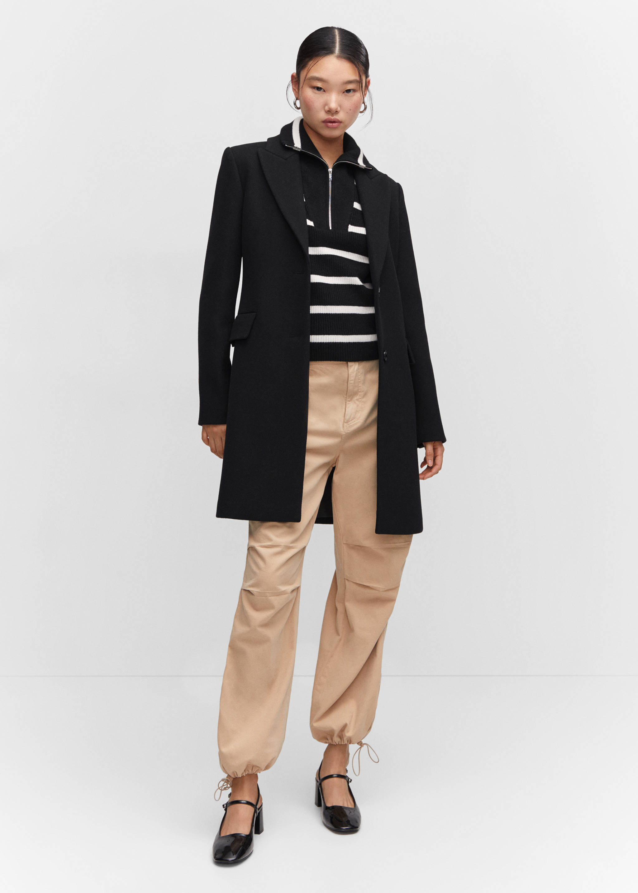 Abrigo recto solapas - Plano general