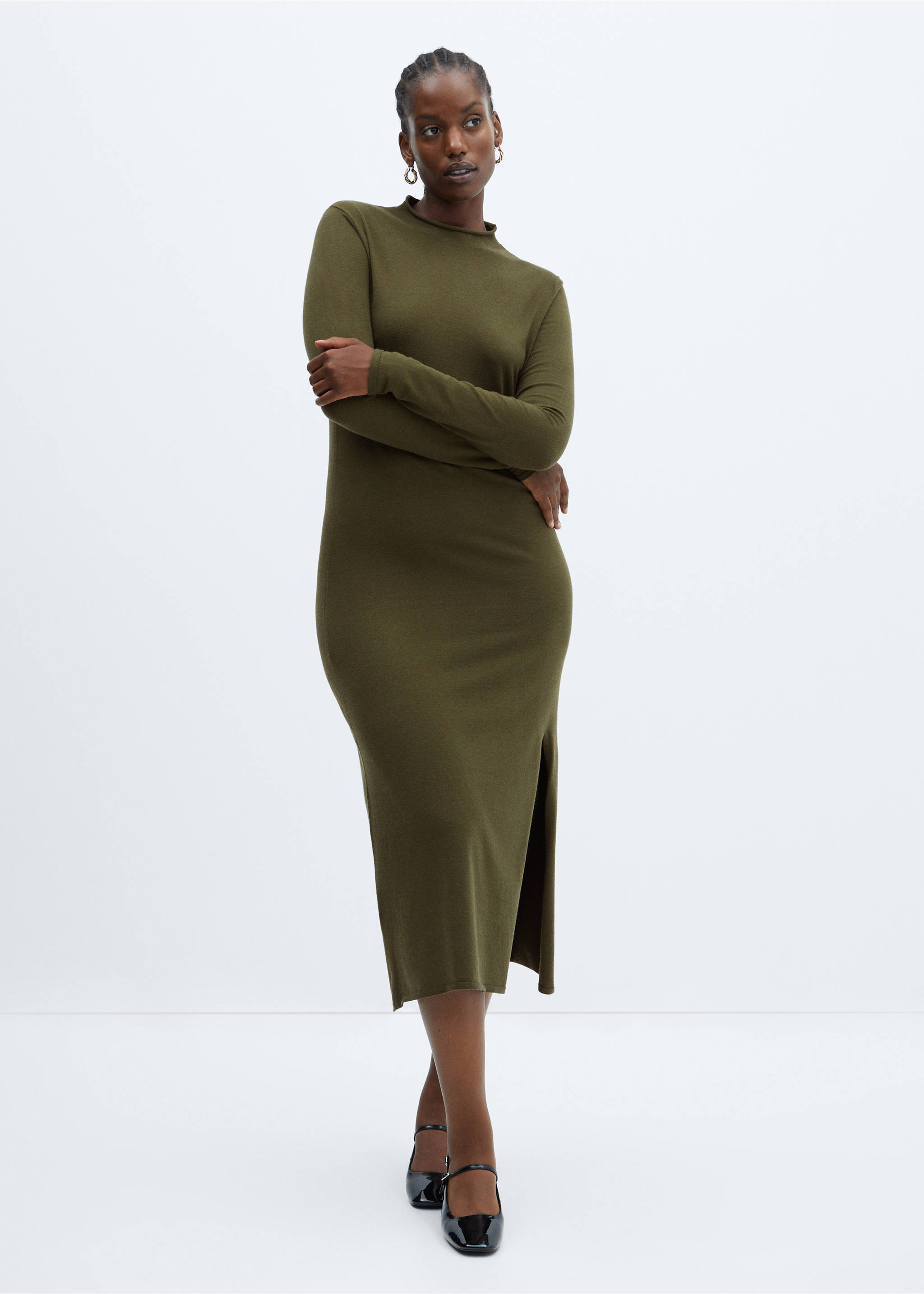 Knitted dress with side slit - Details of the article 3, Khaki. Ref: 57015796-00.