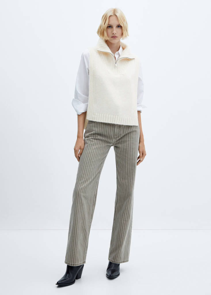 Open-sided gilet with zip neck — Vanilla