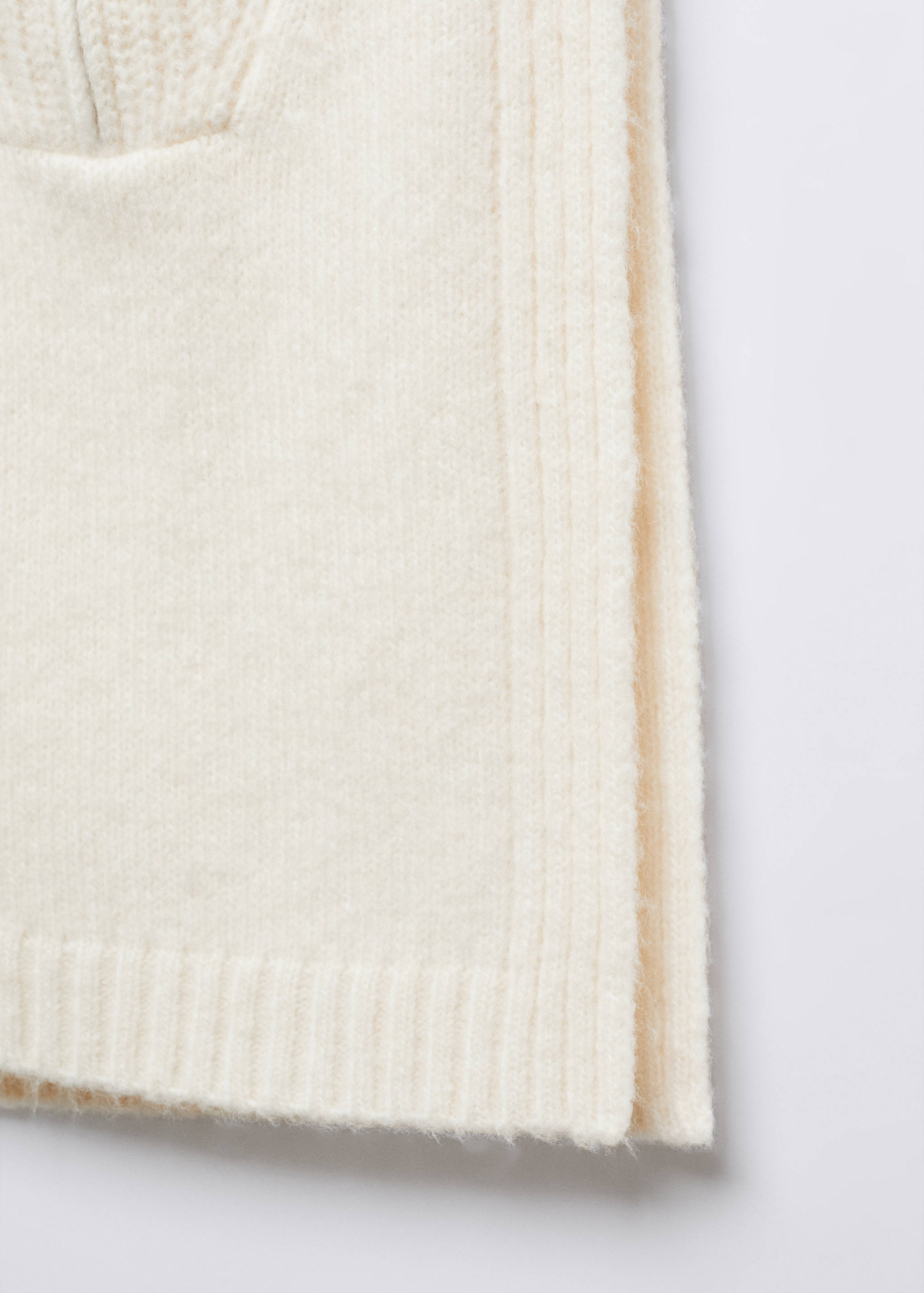 Open-sided gilet with zip neck - Details of the article 8