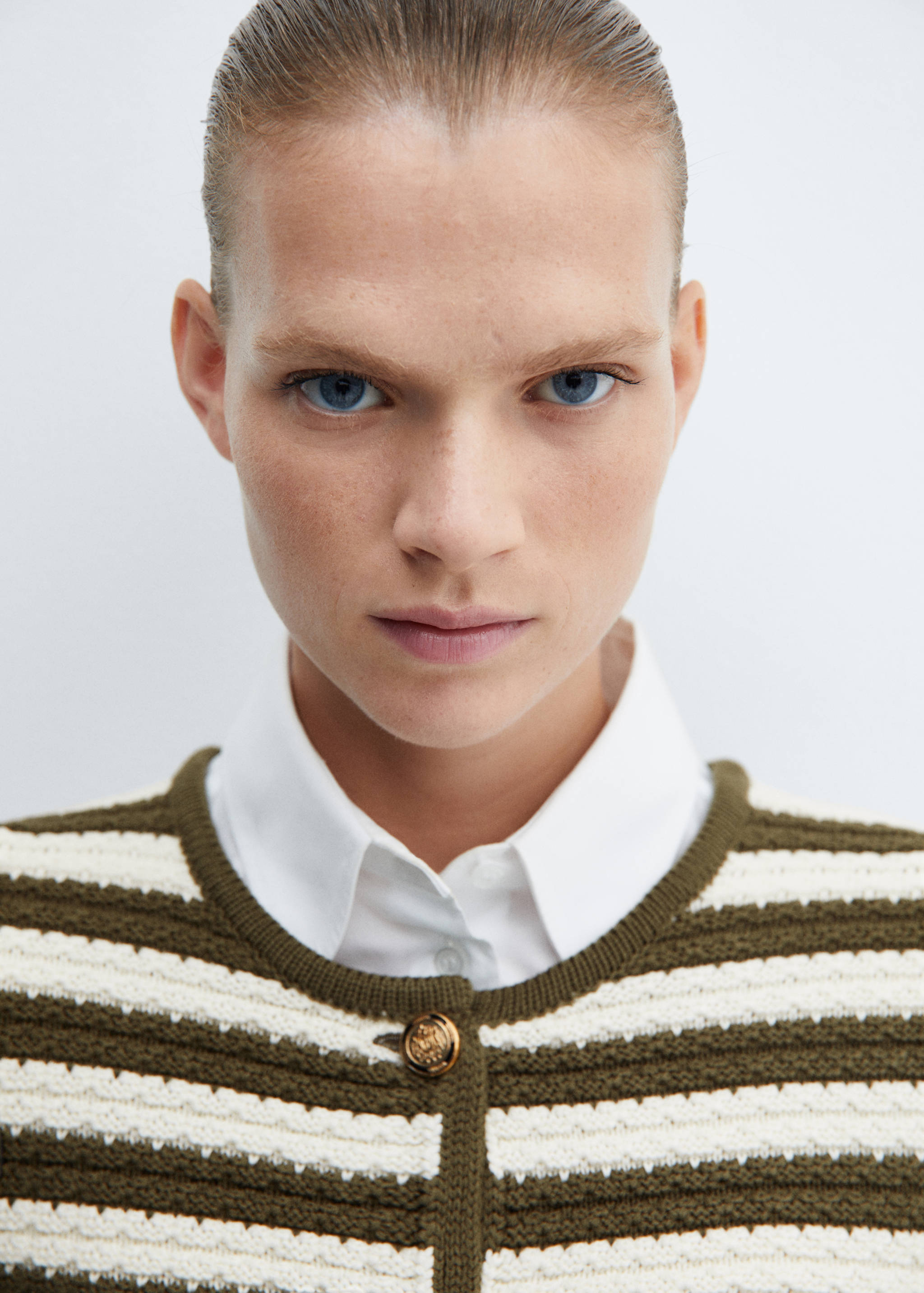 Striped cardigan with jewel buttons - Details of the article 1