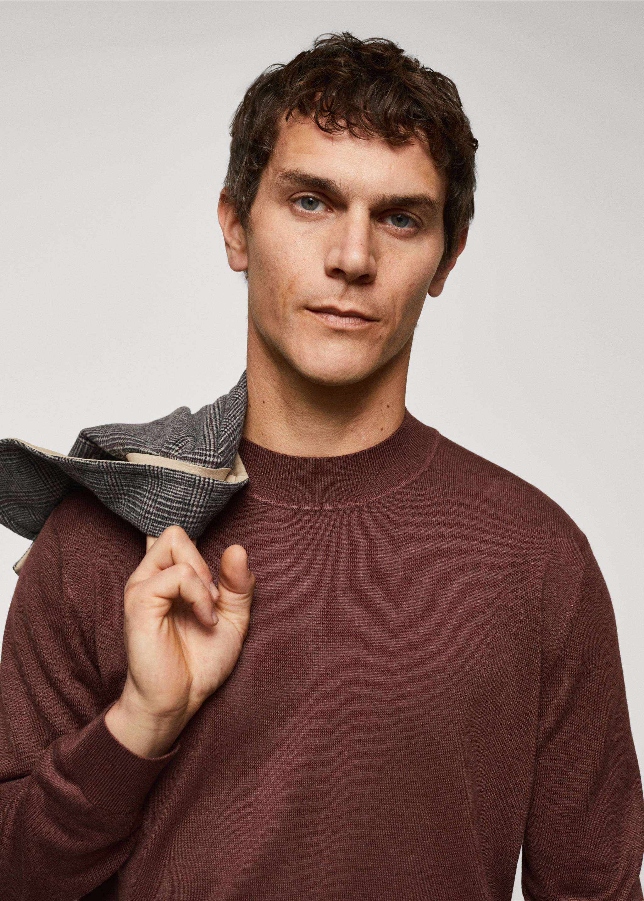 Perkins-neck sweater in recycled fabric - Details of the article 1