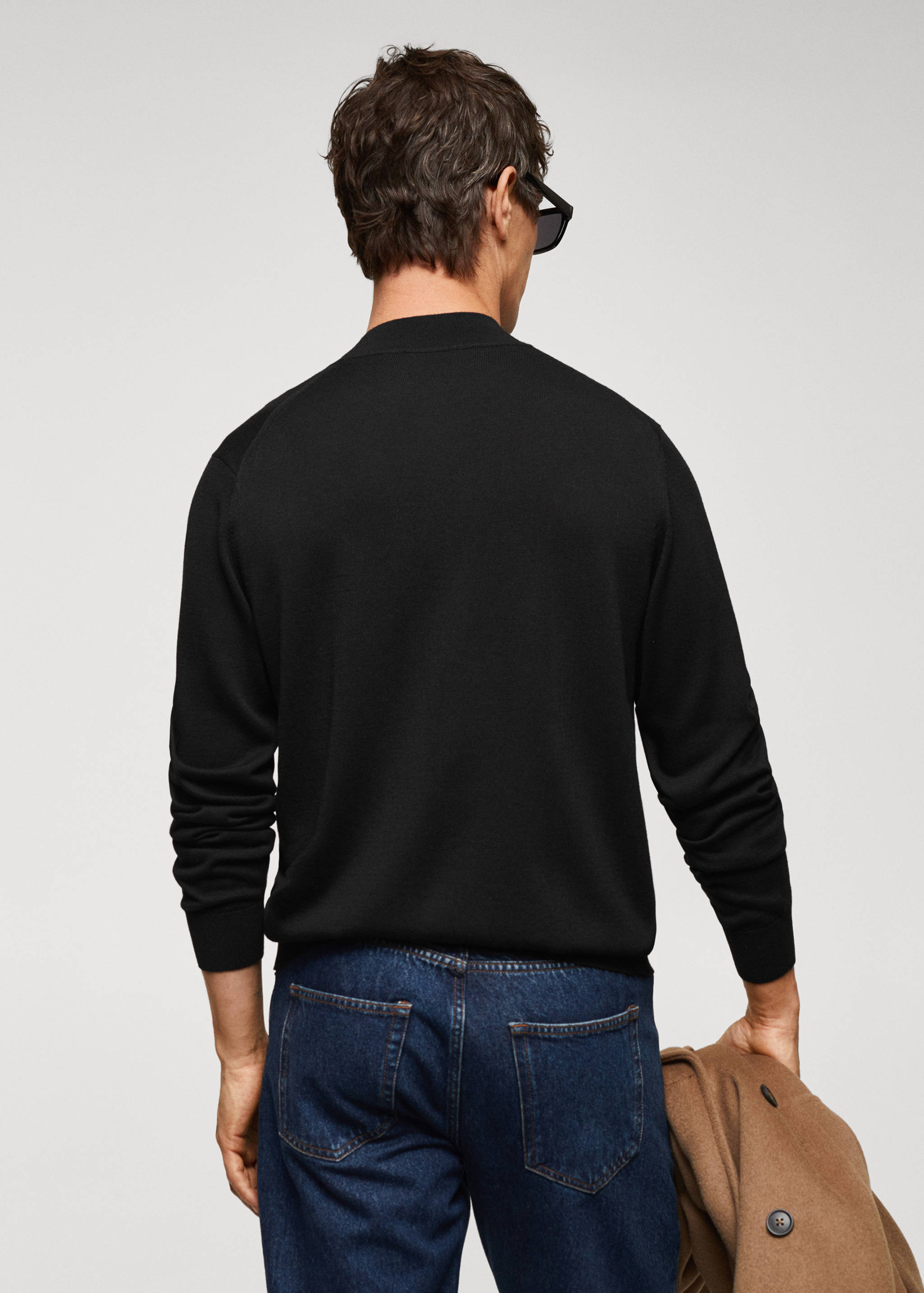 Perkins-neck sweater in recycled fabric - Reverse of the article