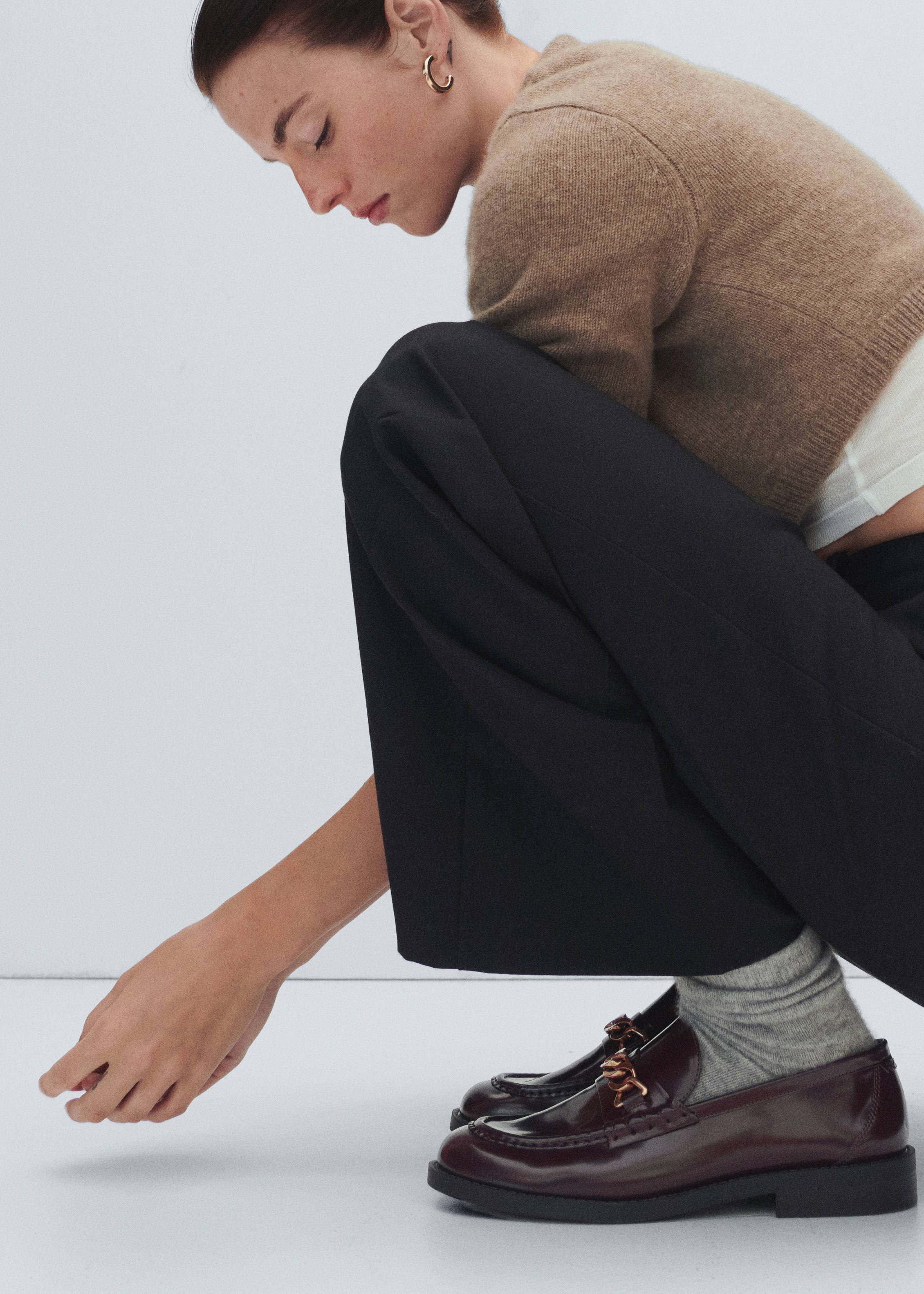 Chain loafers - Details of the article 9