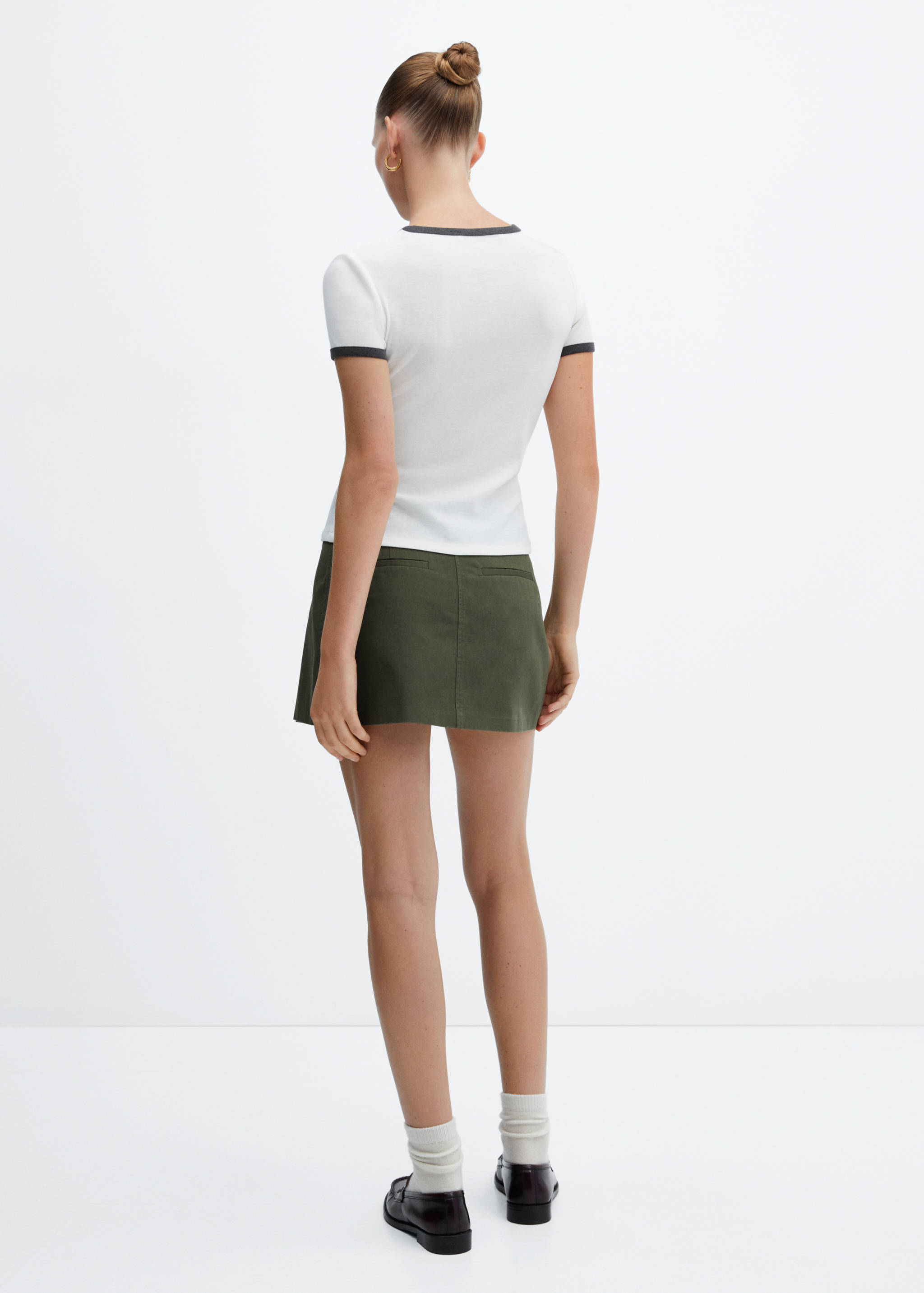 Contrast trim T-shirt - Reverse of the article