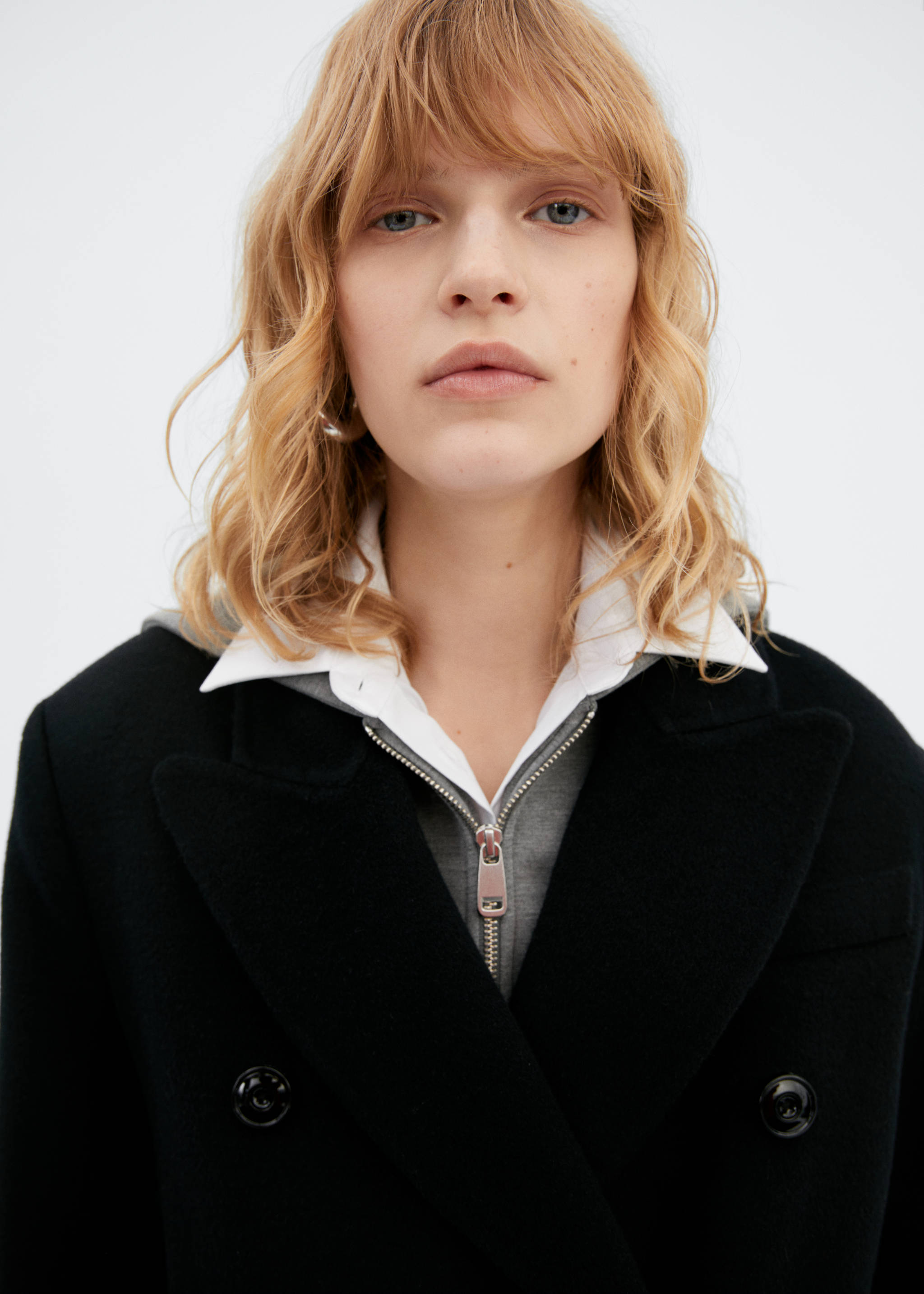 Double-breasted virgin wool coat - Details of the article 1