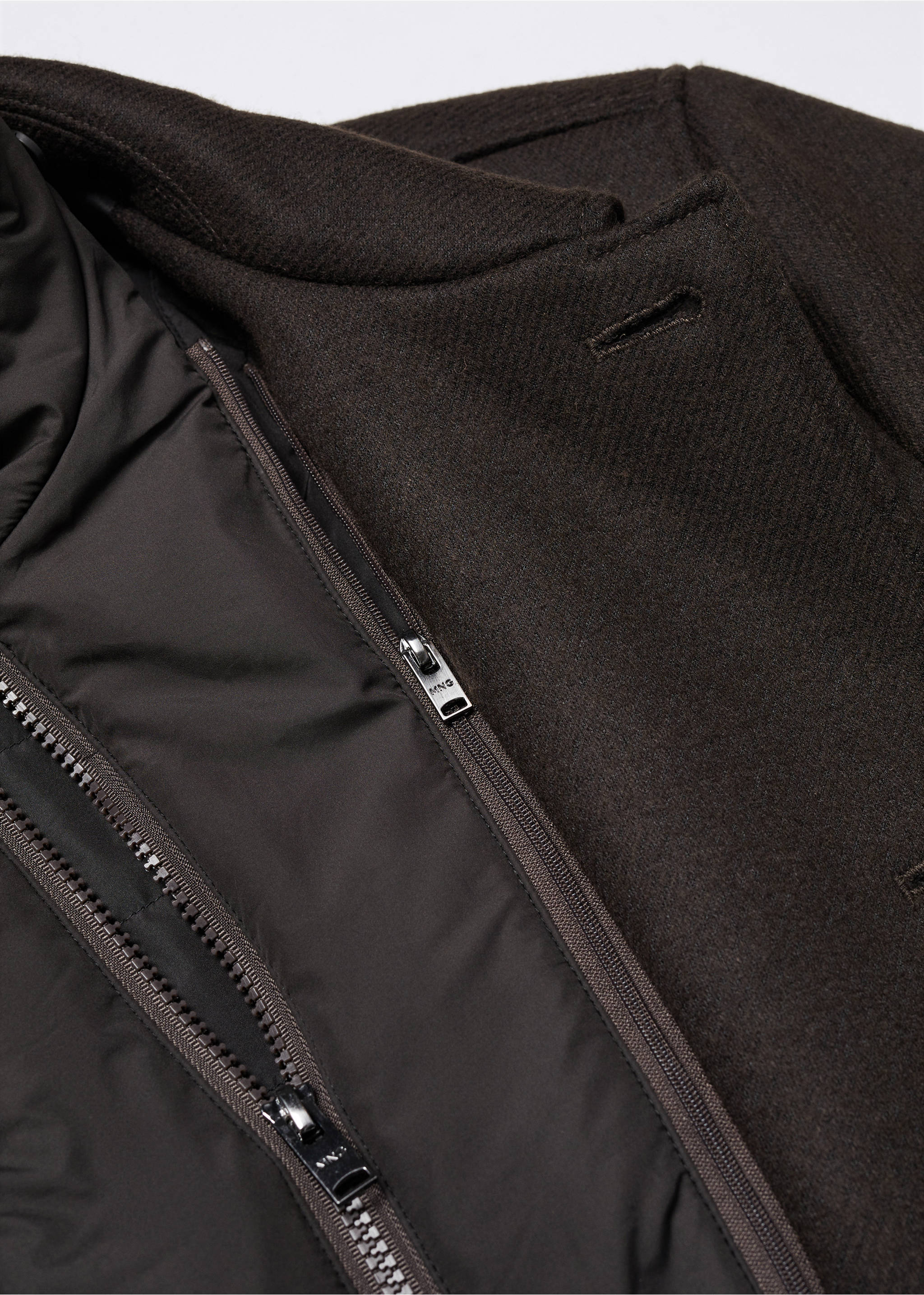 Thermoregulating wool coat - Details of the article 8, Brown. Ref: 57017709-00.