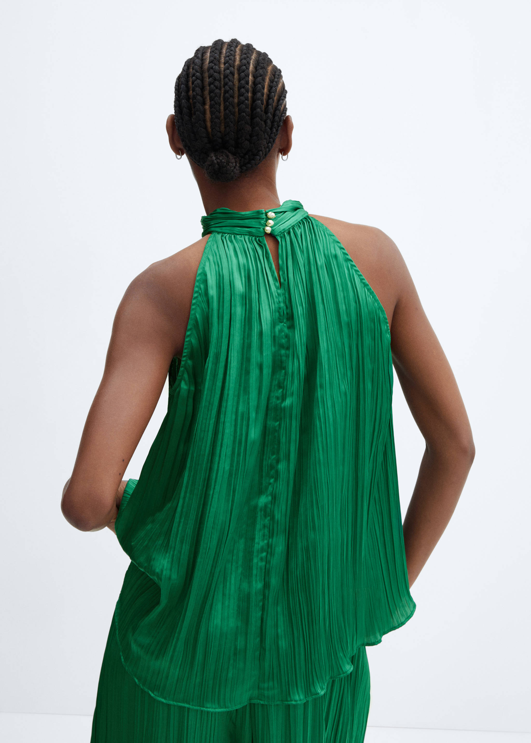 Halter-neck pleated top - Reverse of the article