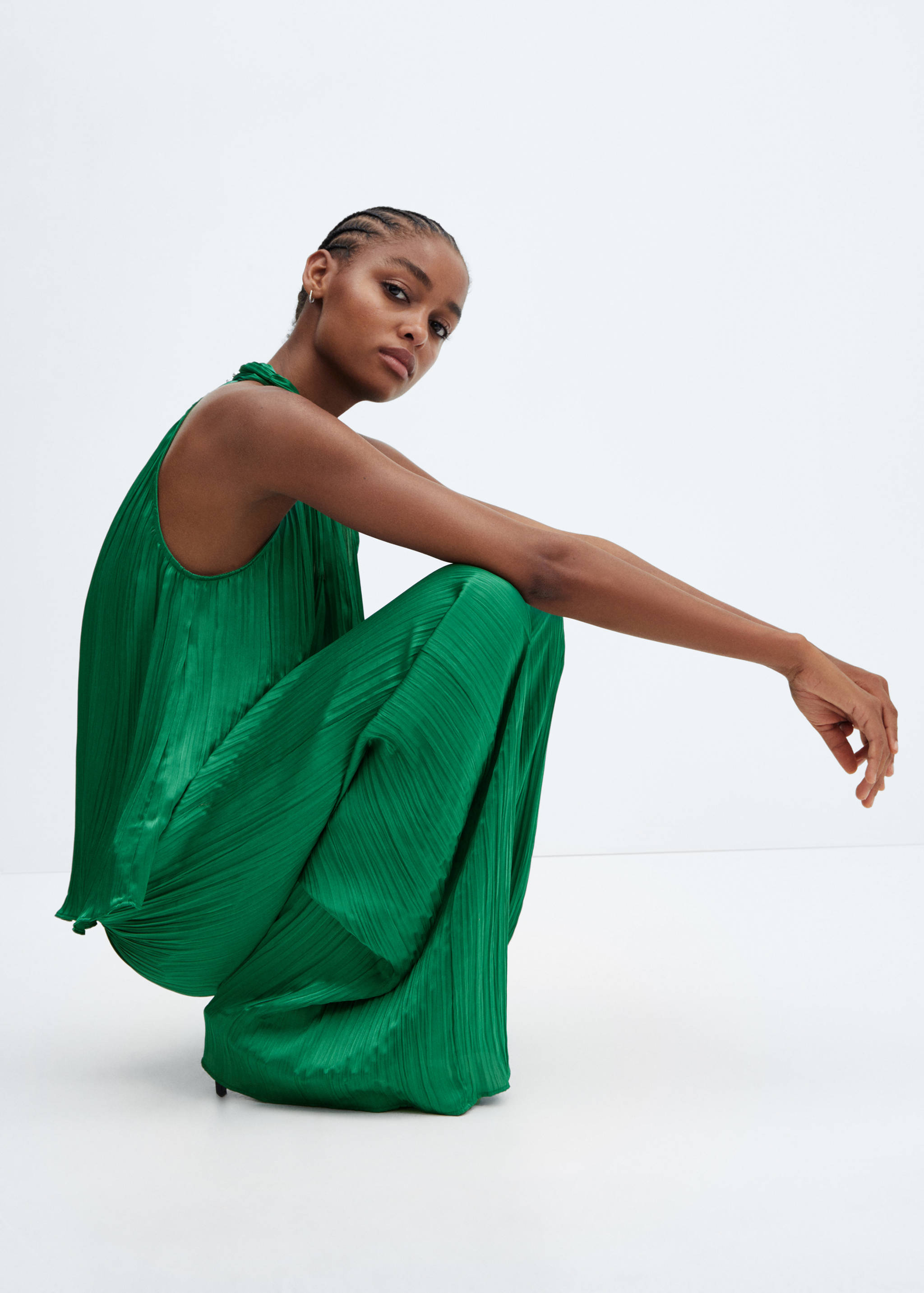 Halter-neck pleated top - Details of the article 2