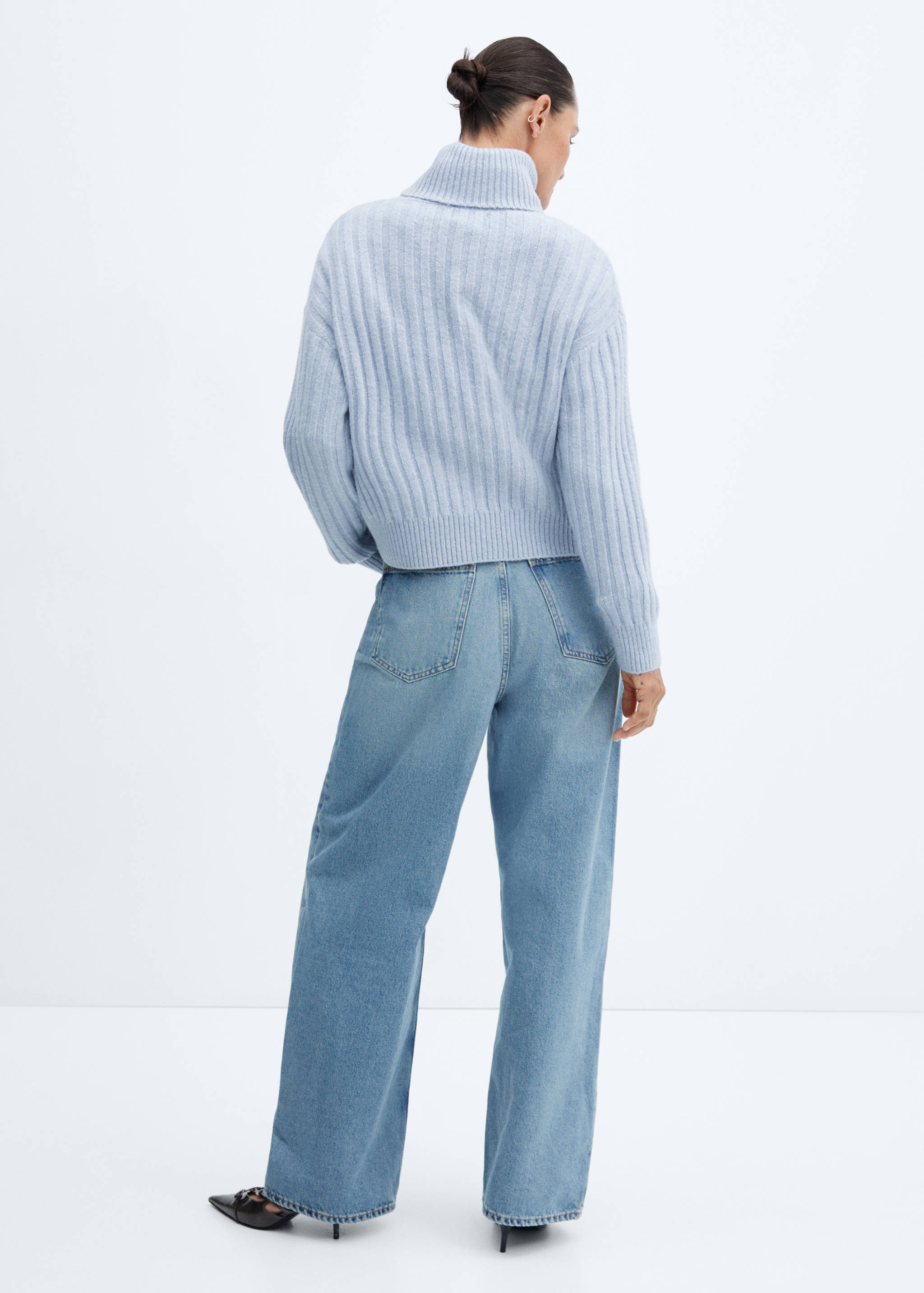 翻领粗线毛衣 - null