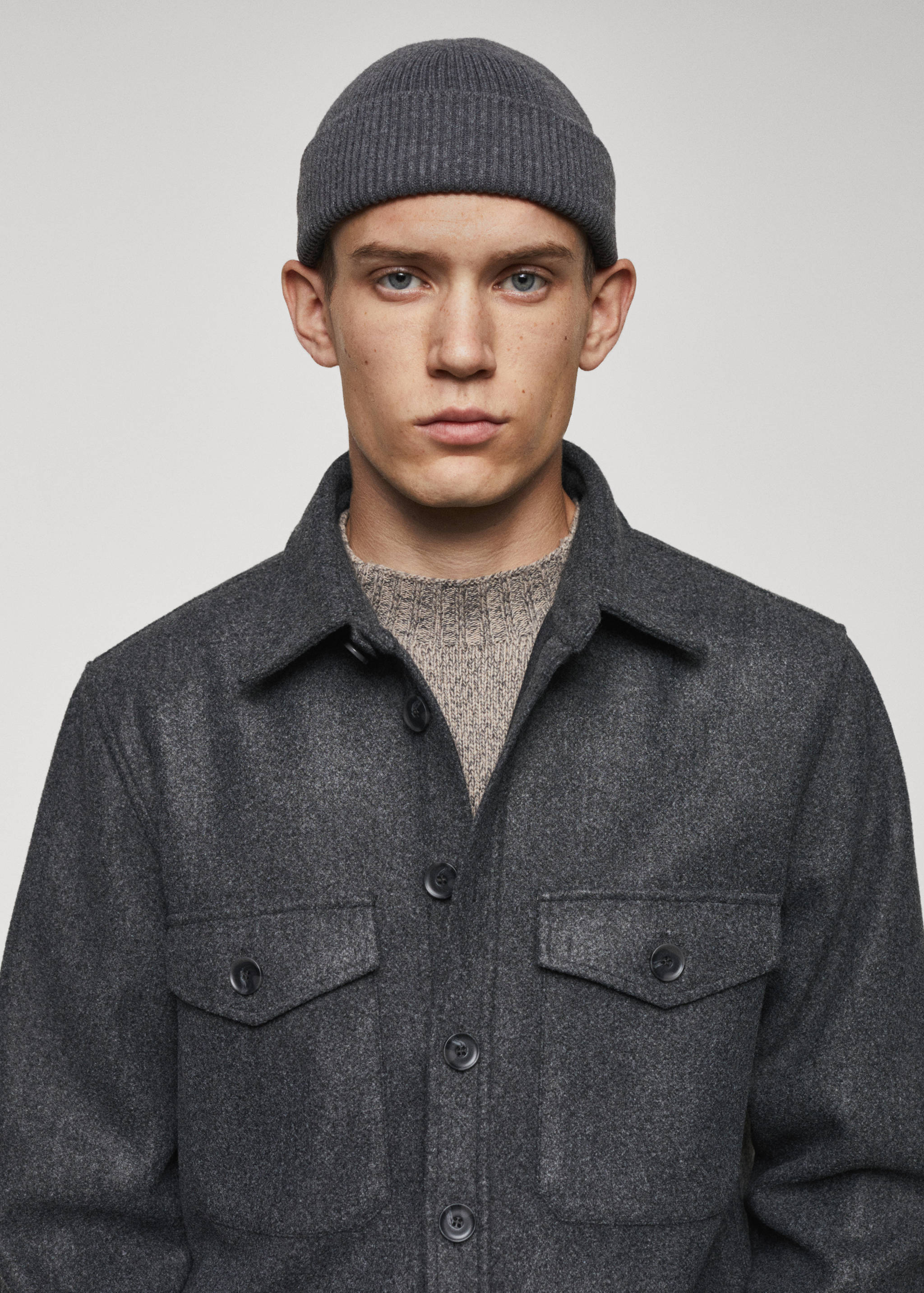 Flannel overshirt with pockets - Details of the article 1