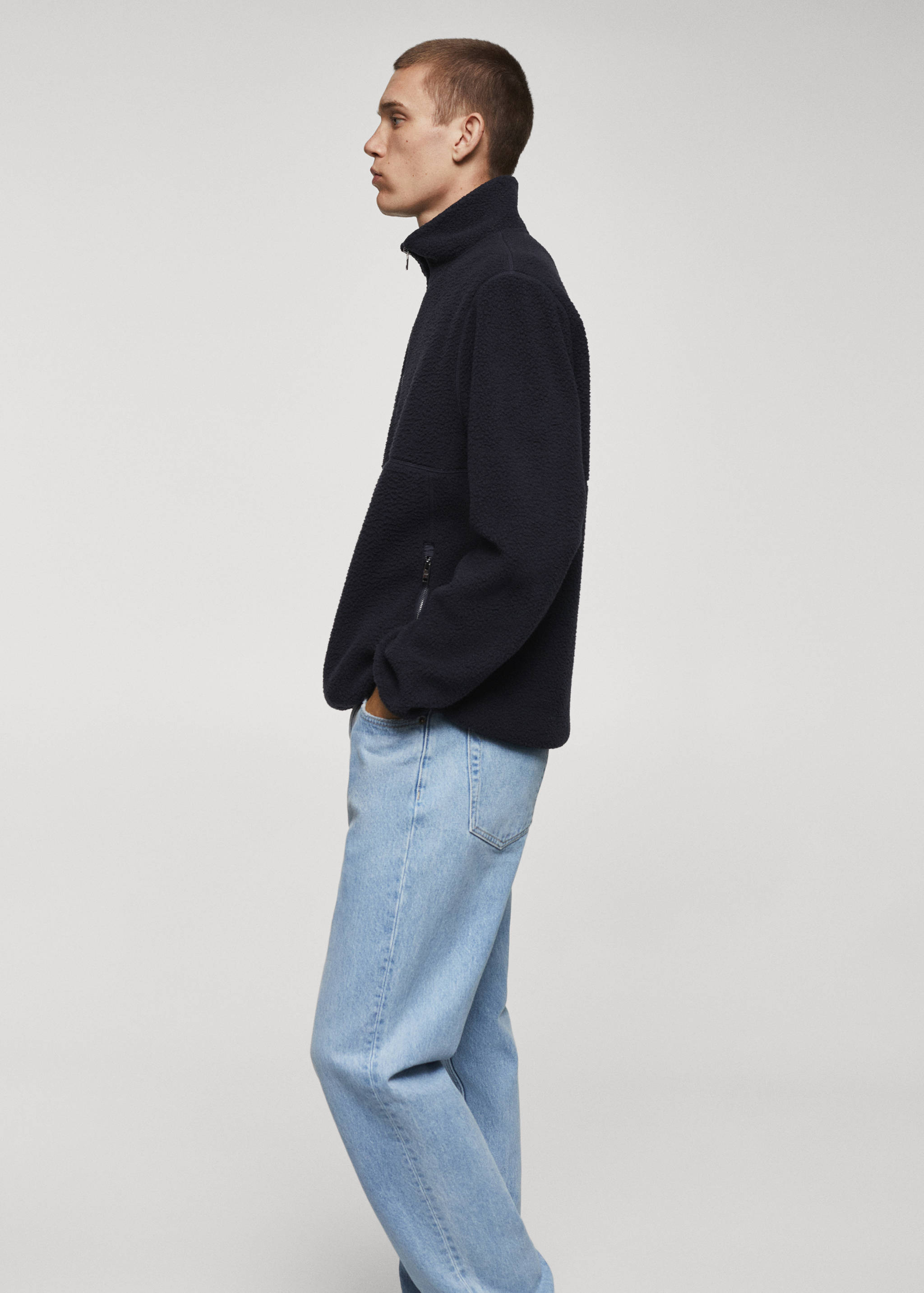 Свитшот из флиса с воротником и молнией - Деталь изделия 2