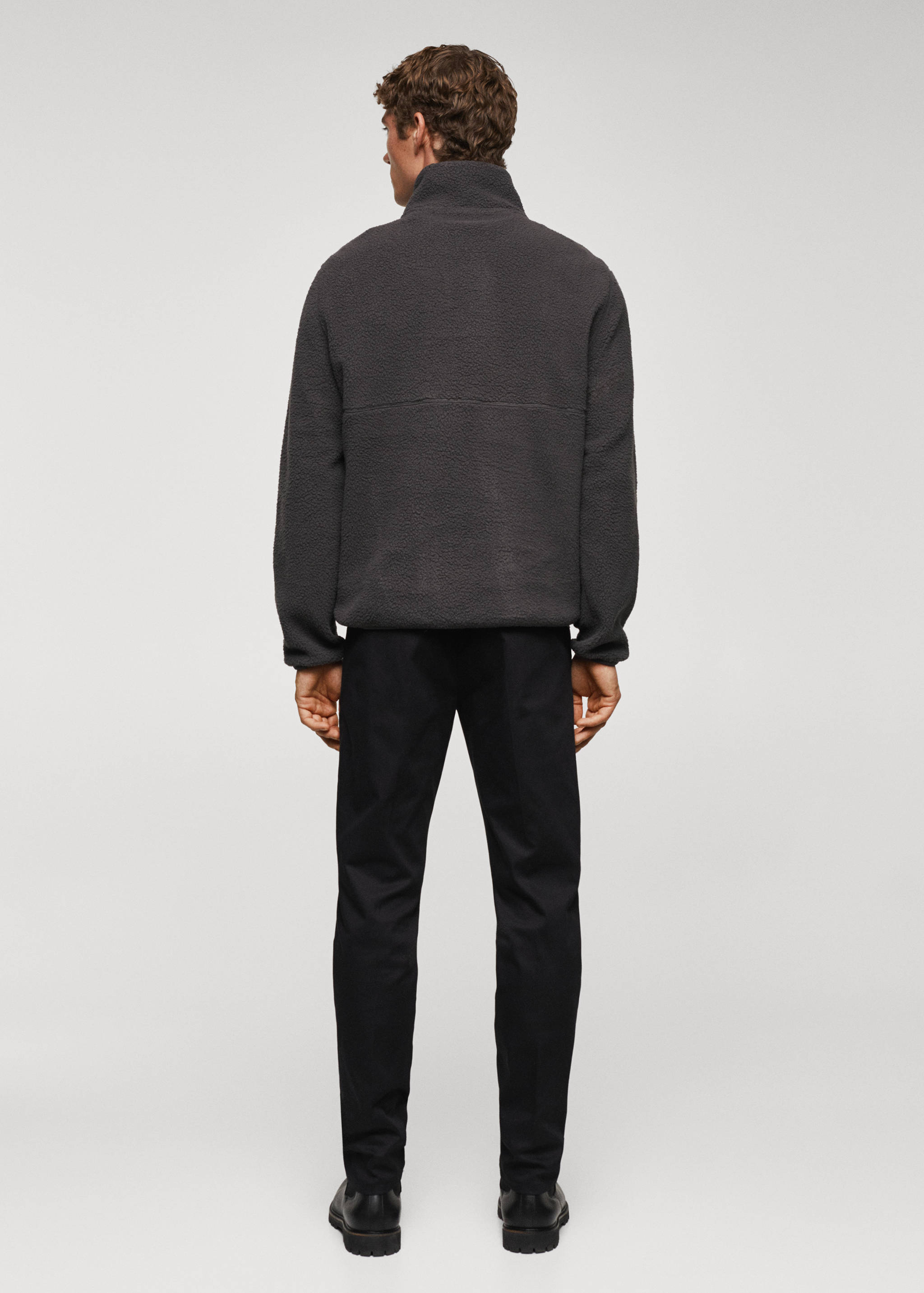 Свитшот из флиса с воротником и молнией - Обратная сторона изделия