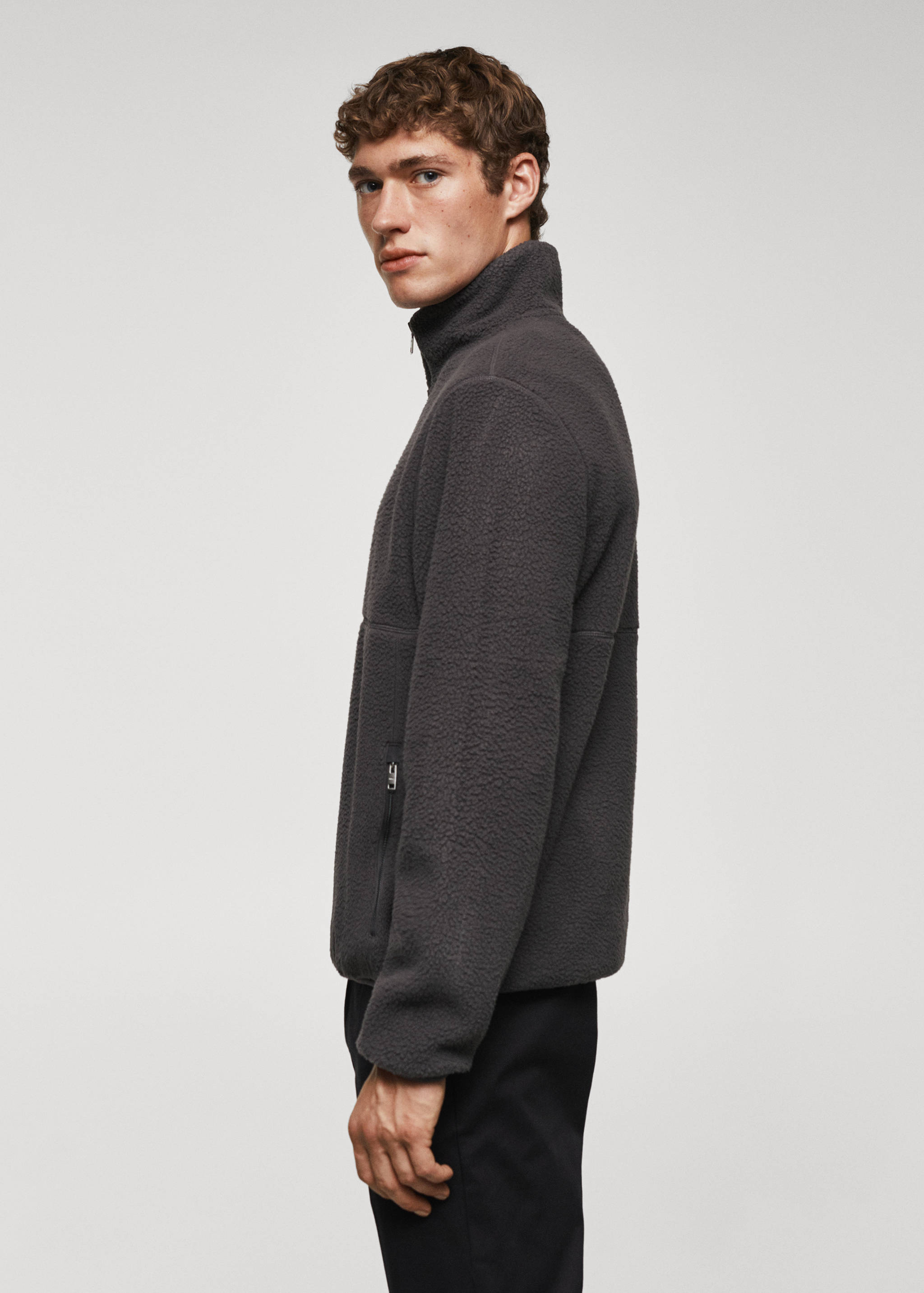 Свитшот из флиса с воротником и молнией - Деталь изделия 2