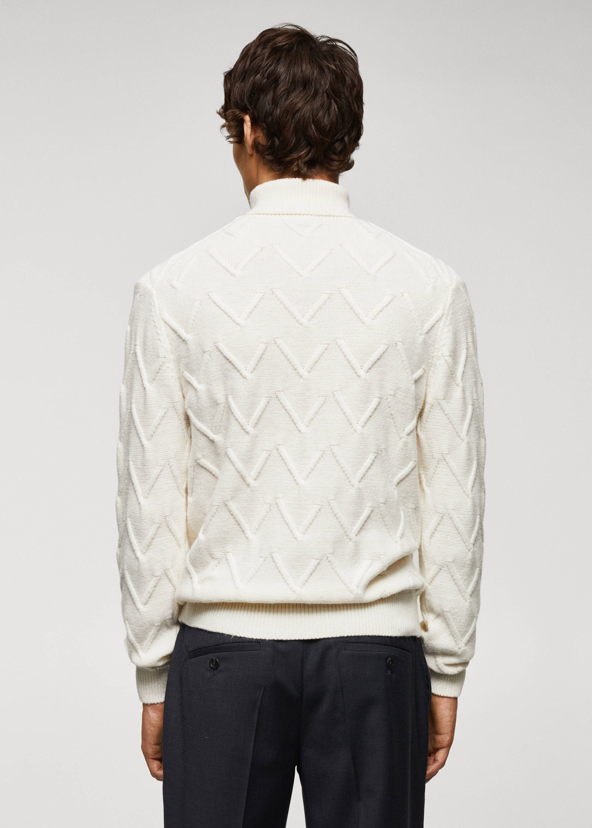 Structured wool sweater - Reverse of the article