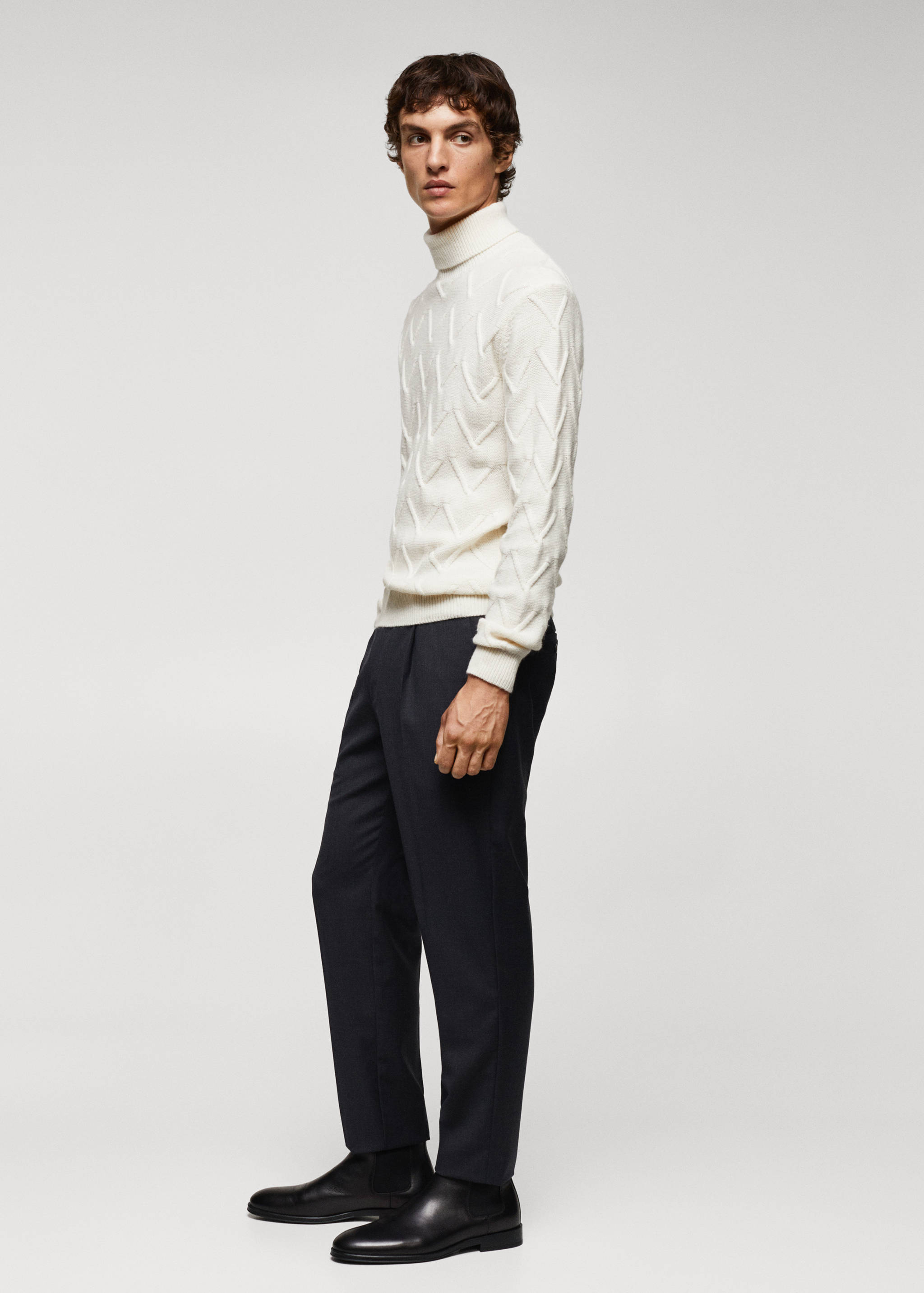 Structured wool sweater - Details of the article 2