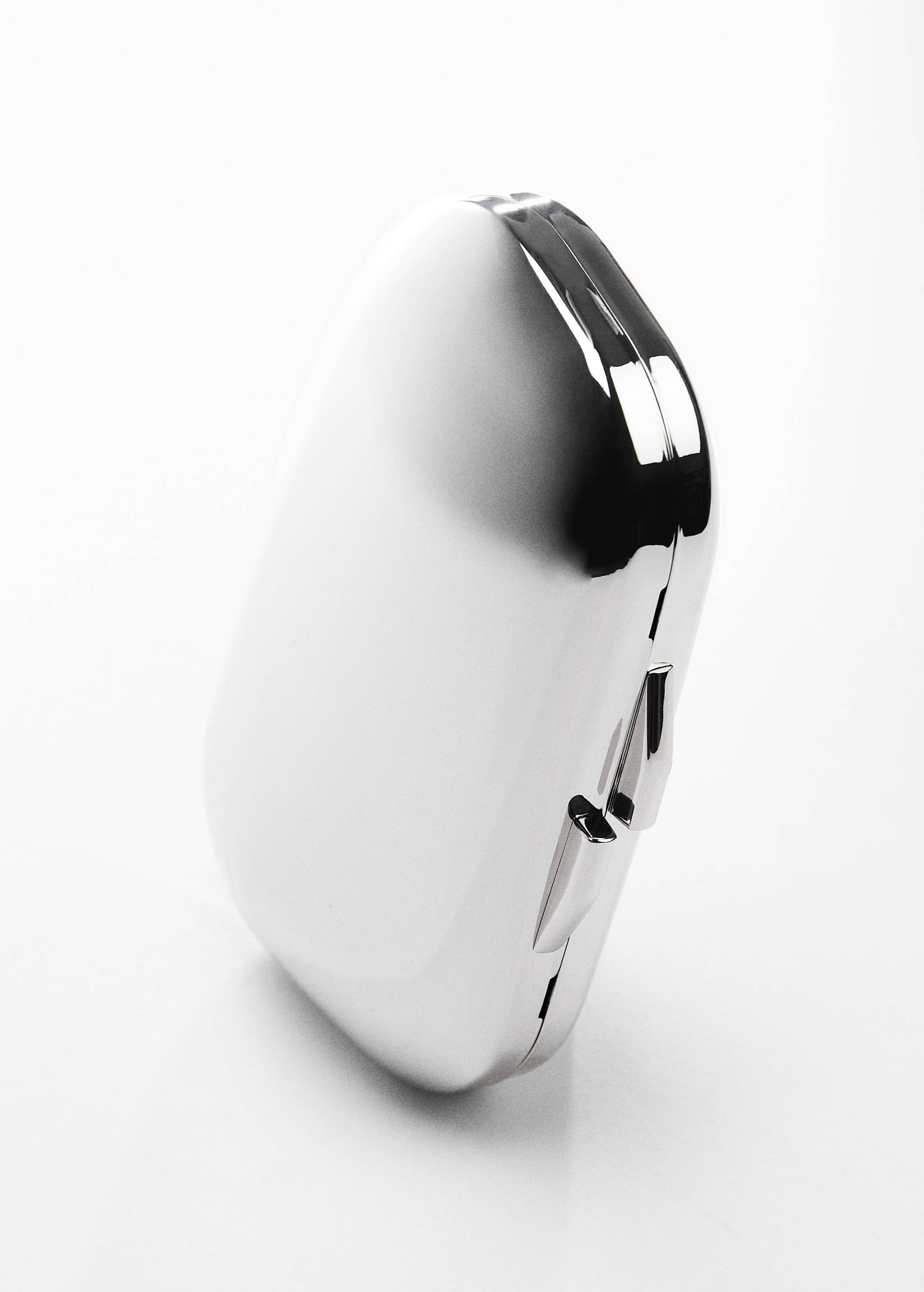 Metallic clutch bag - Details of the article 5