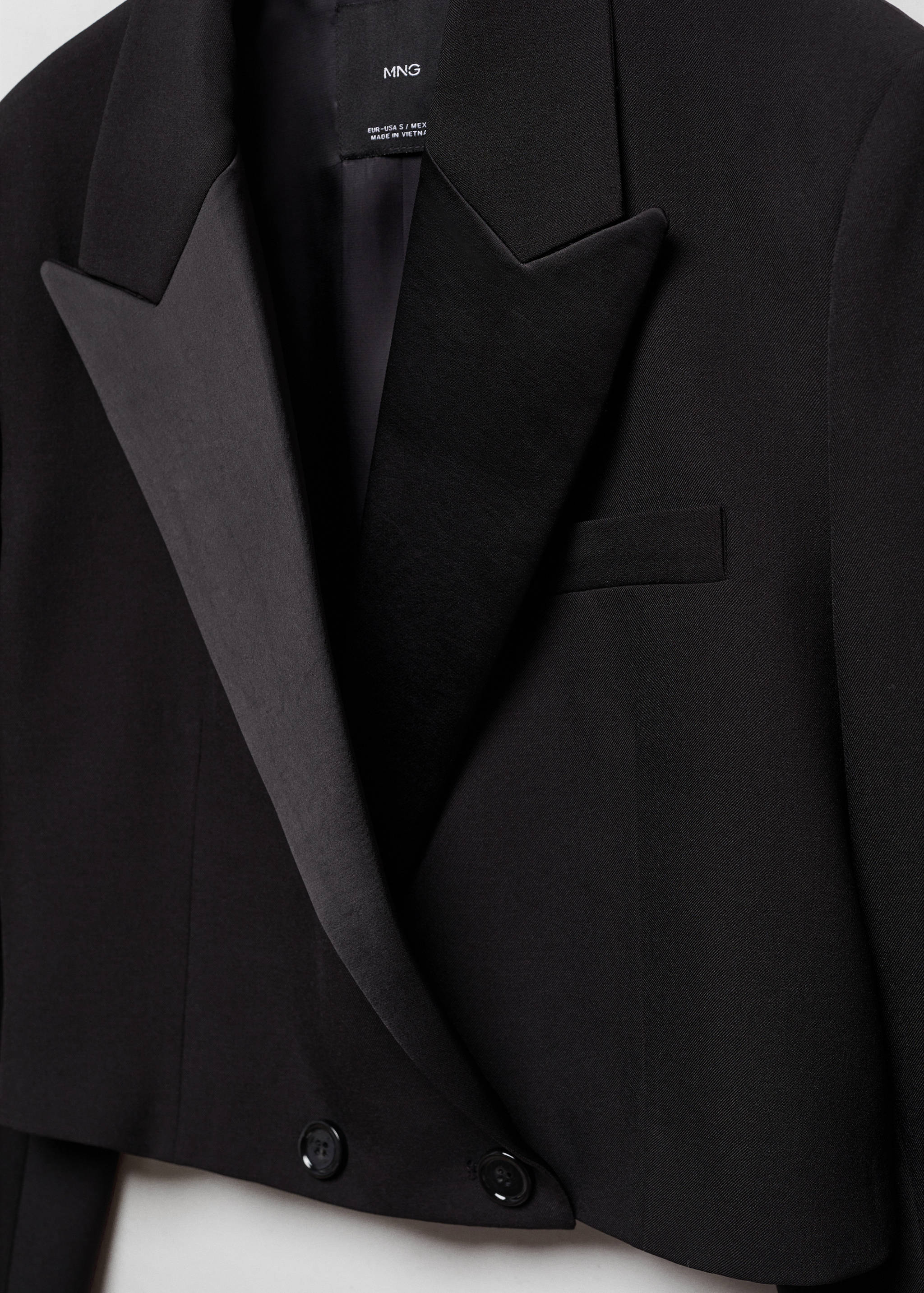 Укороченный пиджак с атласными деталями - Деталь изделия 8