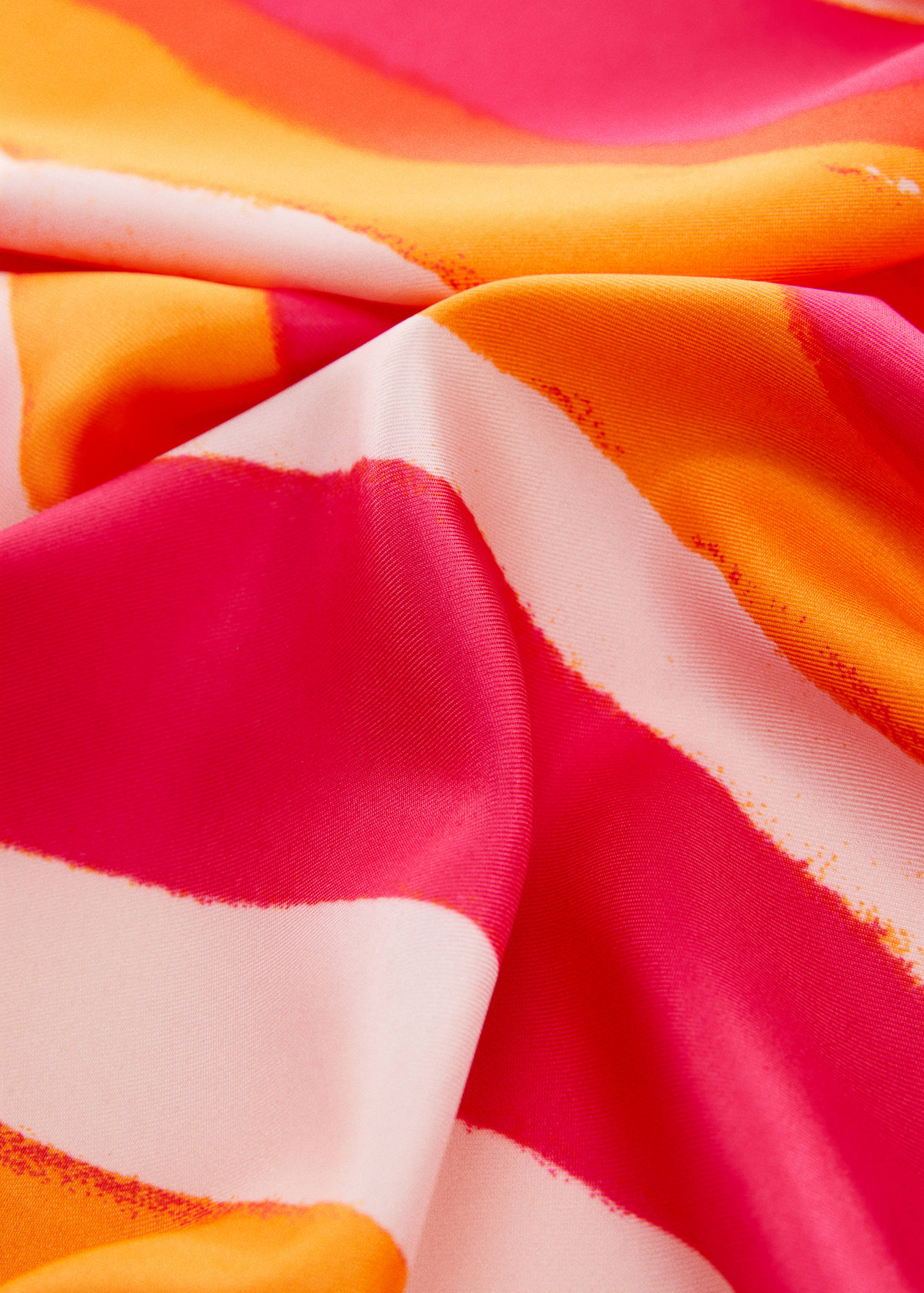 Multi-coloured striped scarf - Details of the article 1