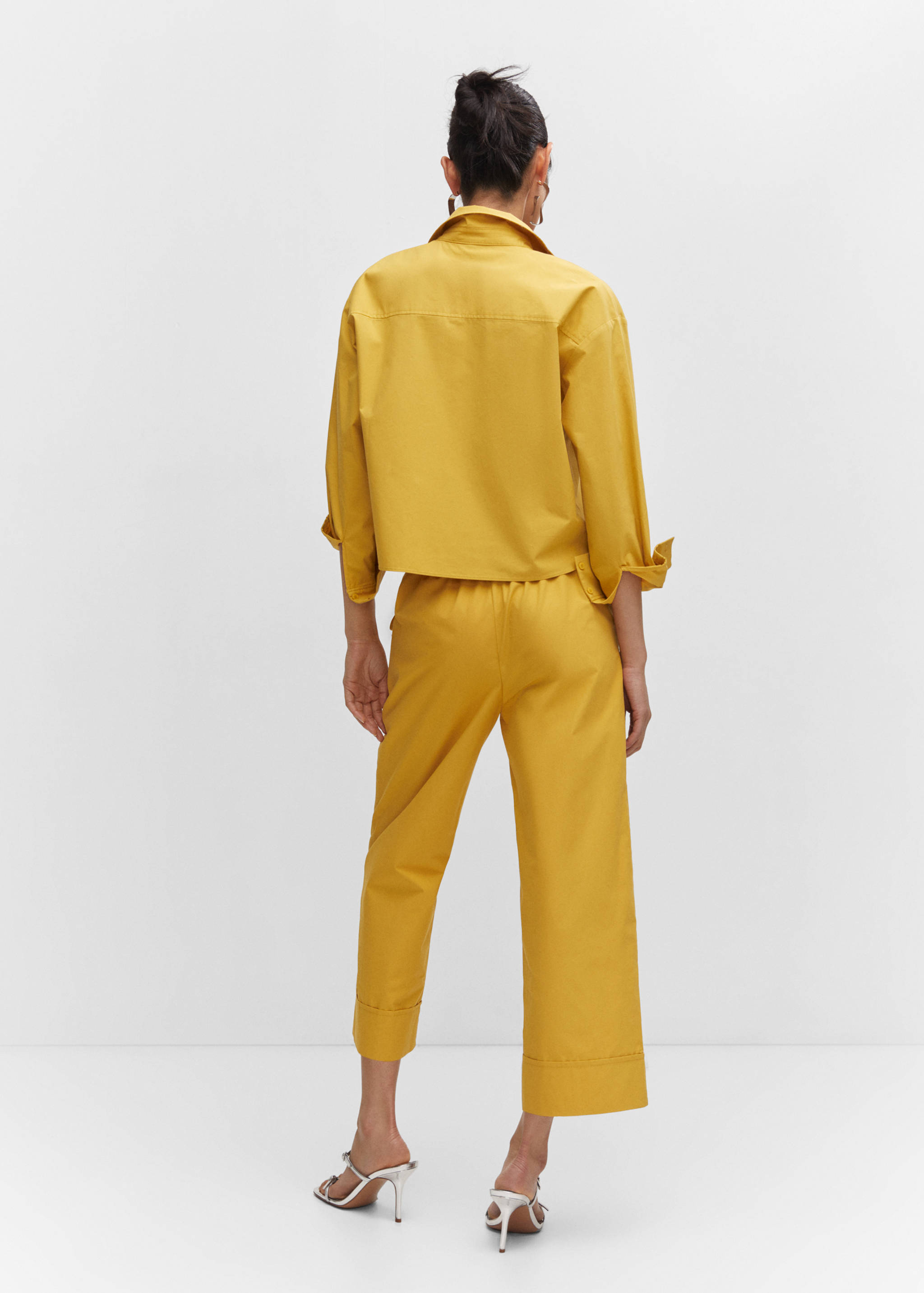Pantalón culotte pinzas - Reverso del artículo