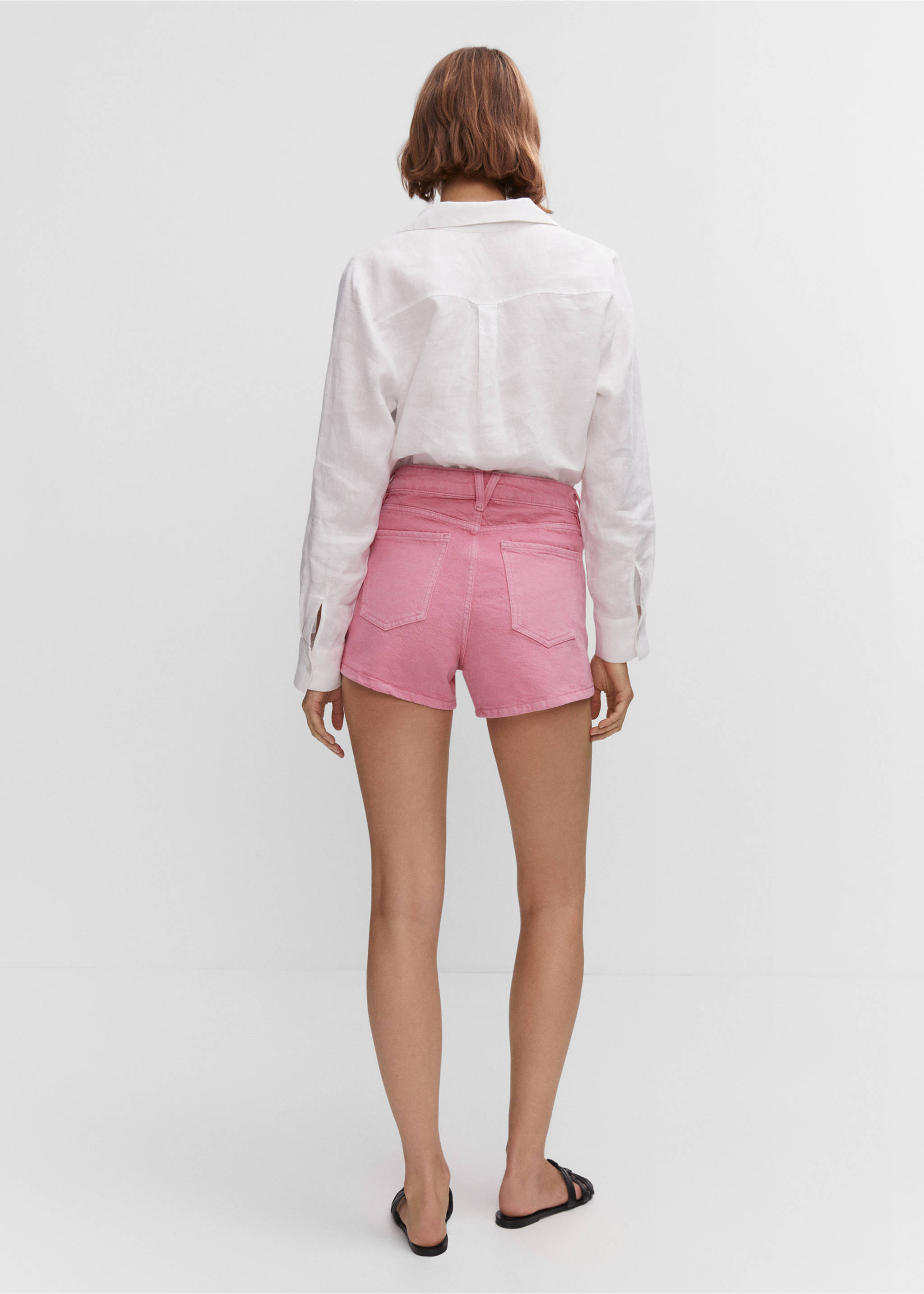 Short en jean boutons - Verso de l’article, Rose bonbon. Ref: 57020155-00.