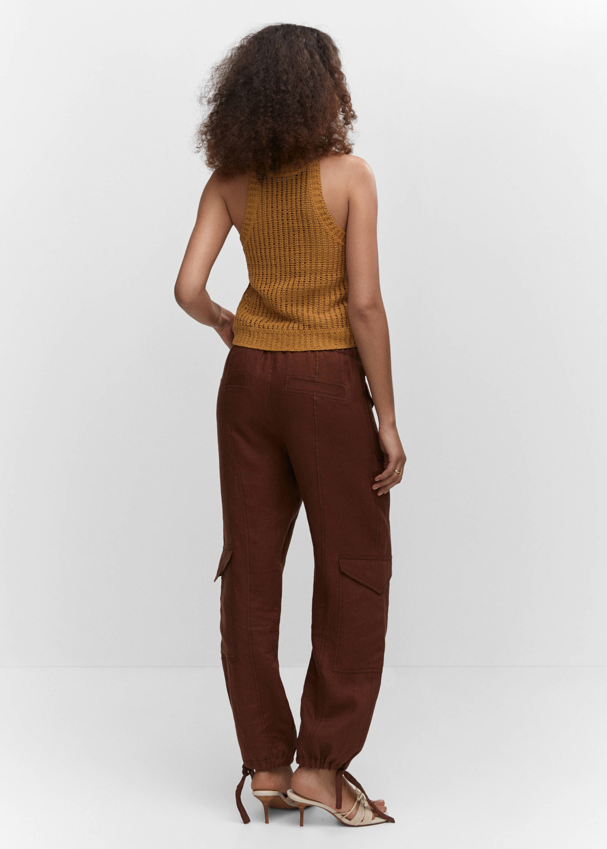 Halter-neck knitted top - Reverse of the article