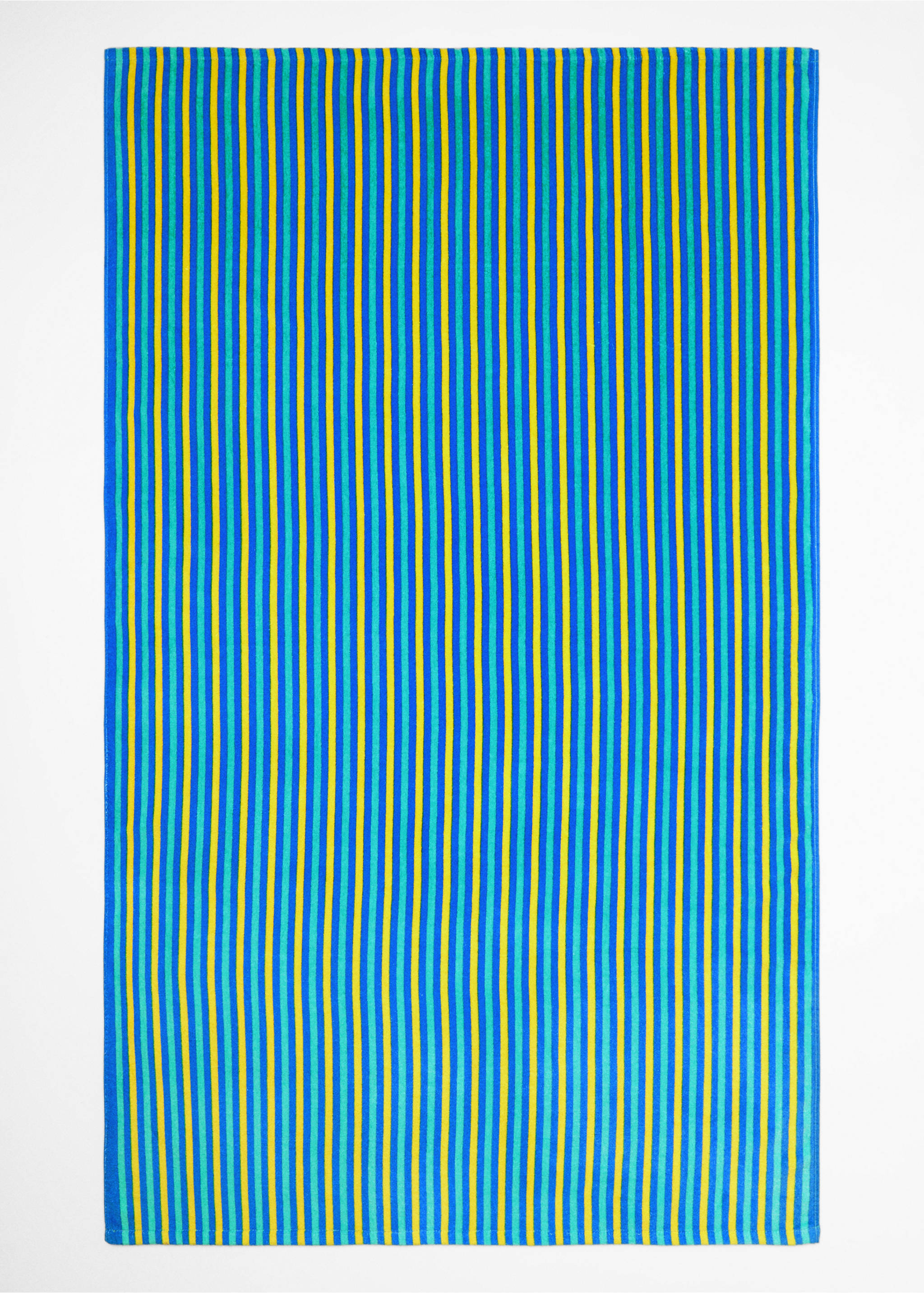 Multi-coloured striped beach towel - Details of the article 2, Green. Ref: 57020408-00.