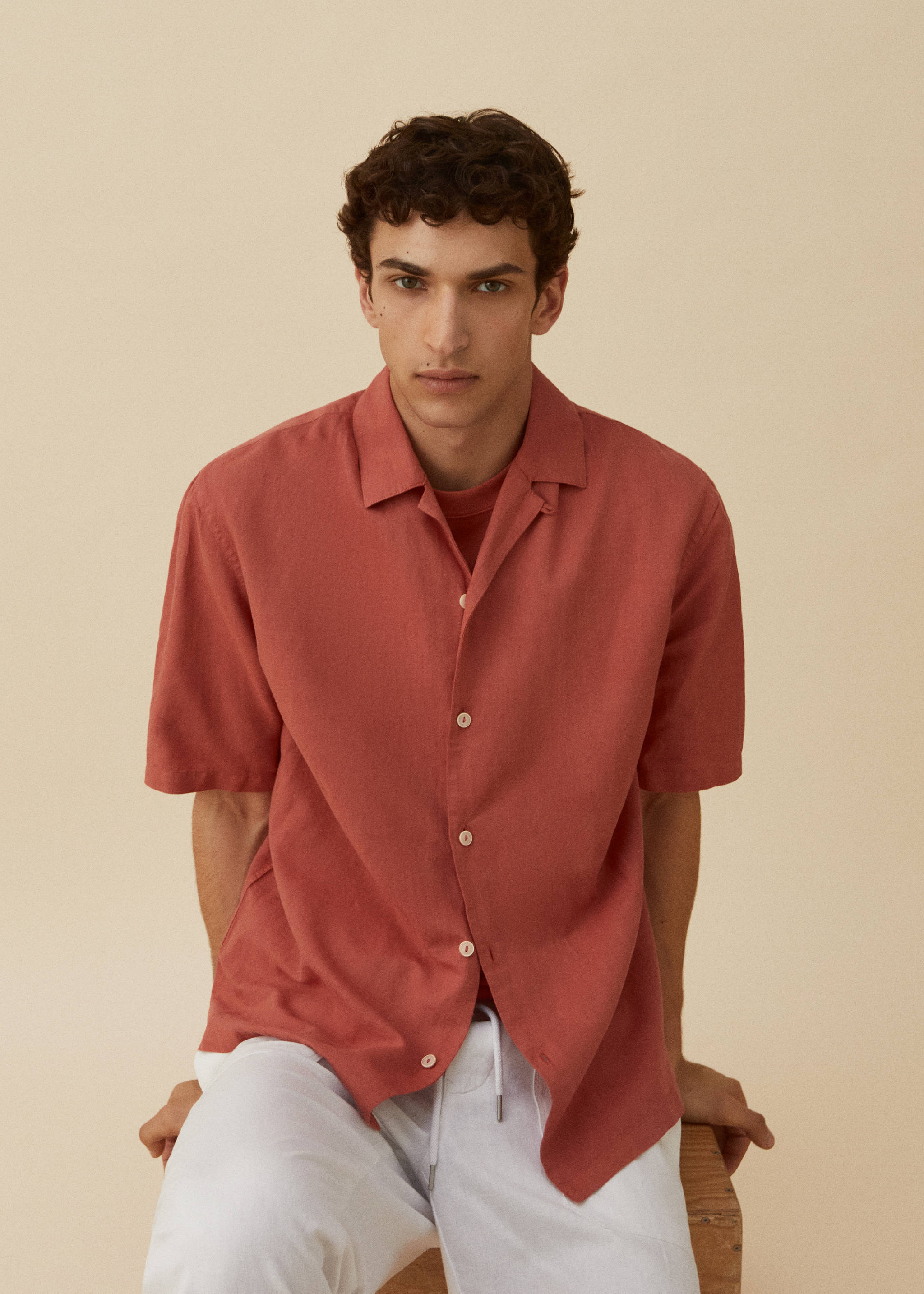 Cotton-linen bowling-collar shirt - Details of the article 5