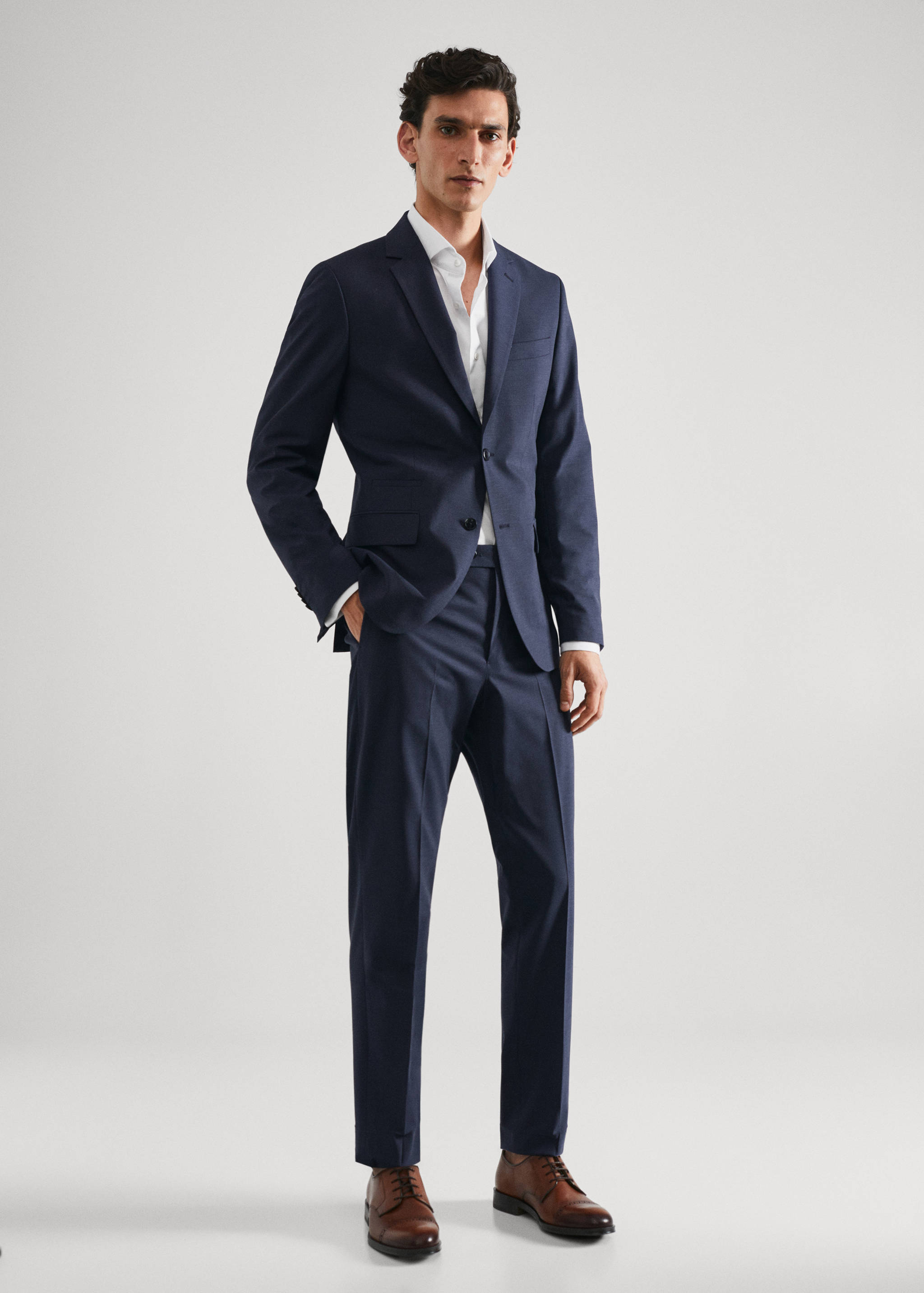 Chemise costume regular-fit tissu twill boutons de manchette - Plan général