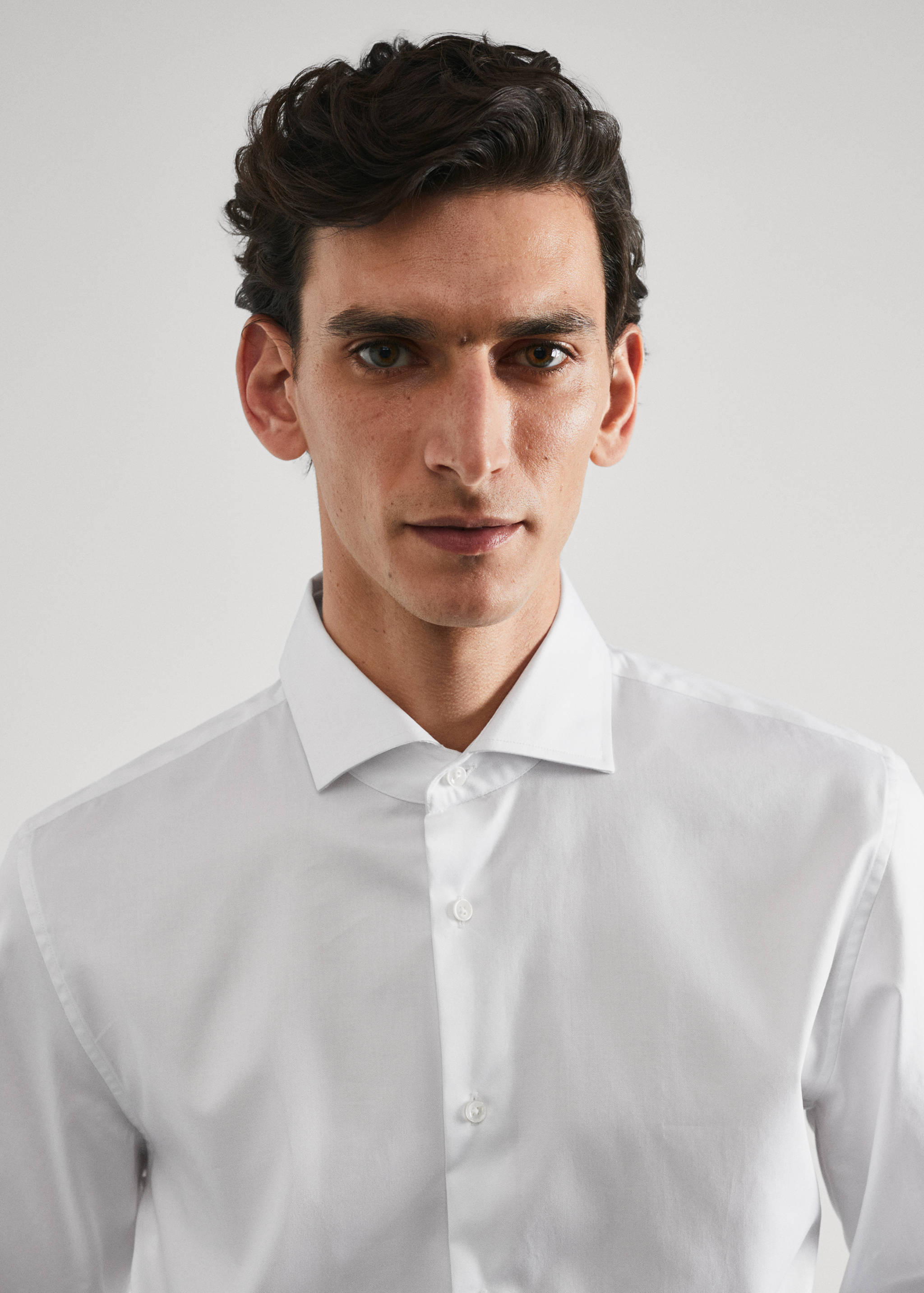 Chemise costume regular-fit tissu twill boutons de manchette - Détail de l'article 1