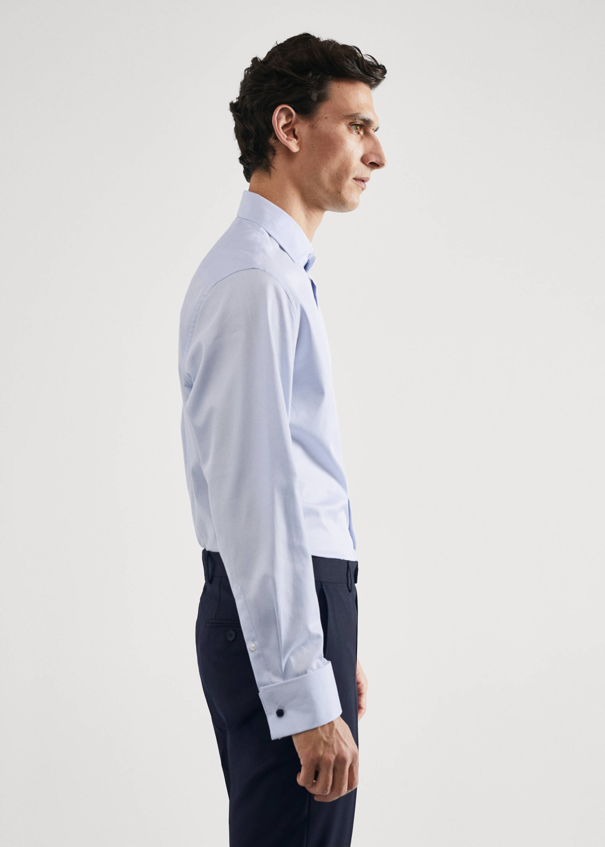 Chemise costume regular-fit tissu twill boutons de manchette - Détail de l'article 2