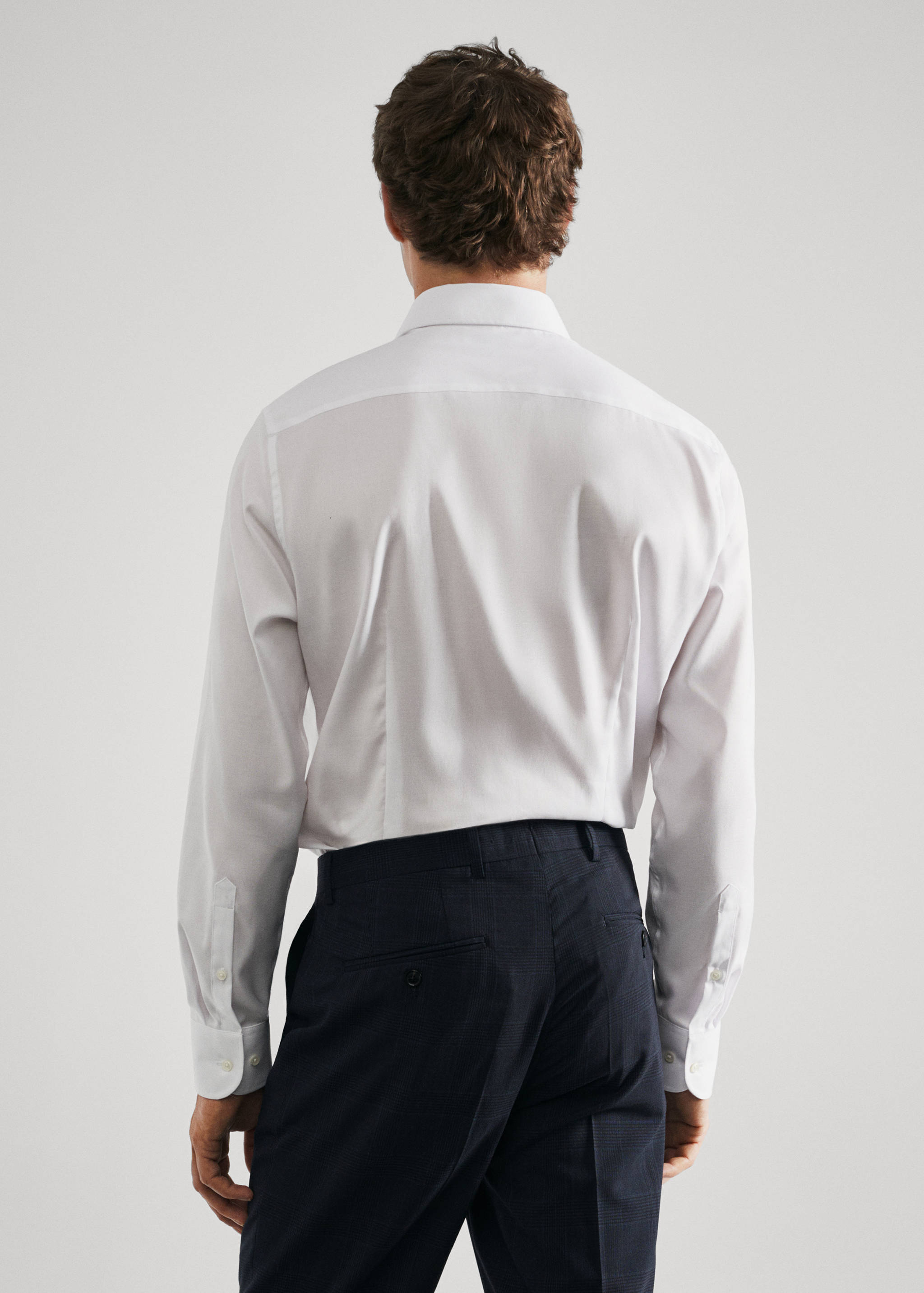 Chemise costume slim-fit coton structurée - Verso de l’article