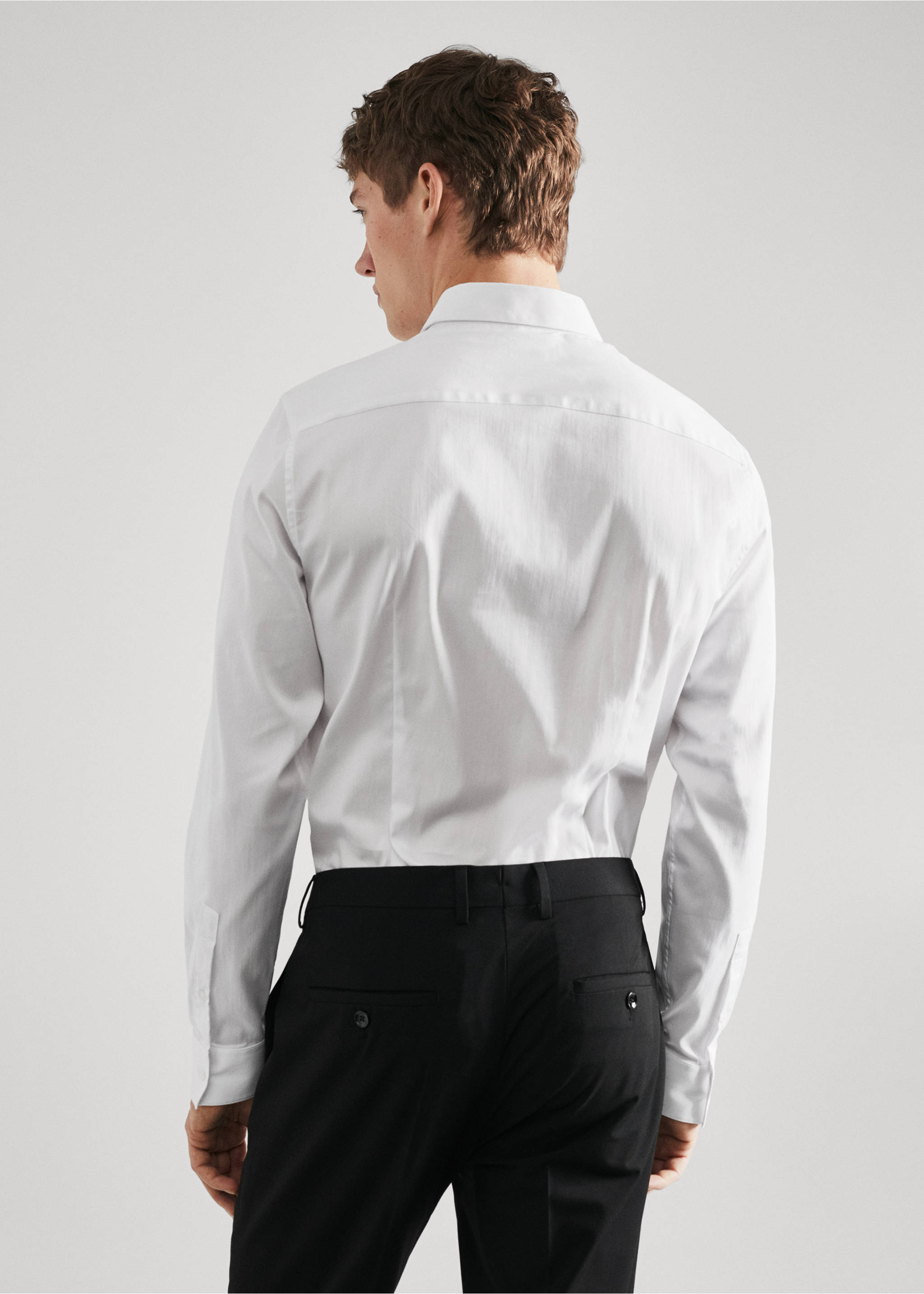Костюмная рубашка super slim fit из поплина - Обратная сторона изделия, Белый. Ref: 57020655-00.