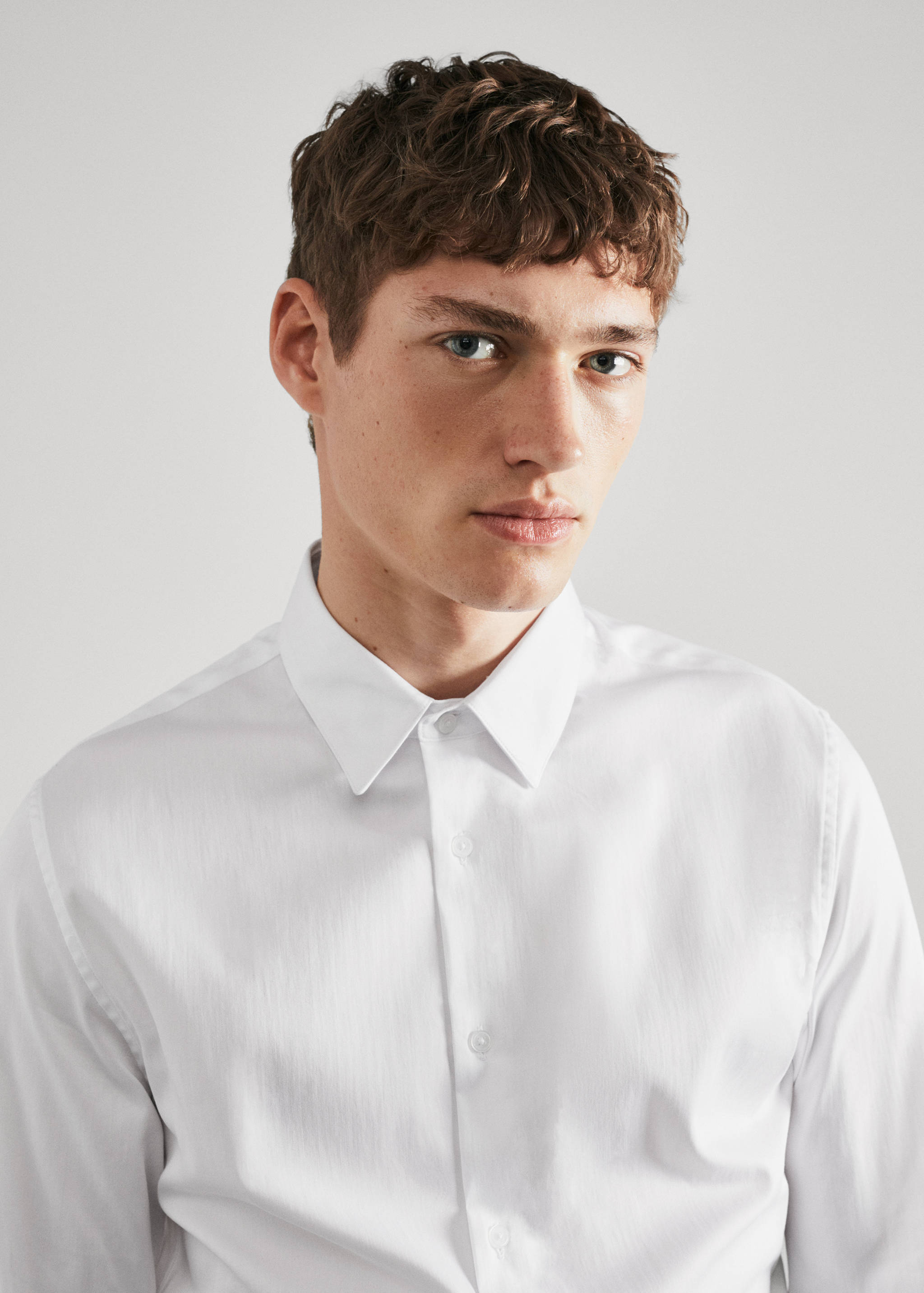 Super slim-fit poplin suit shirt - Details of the article 1