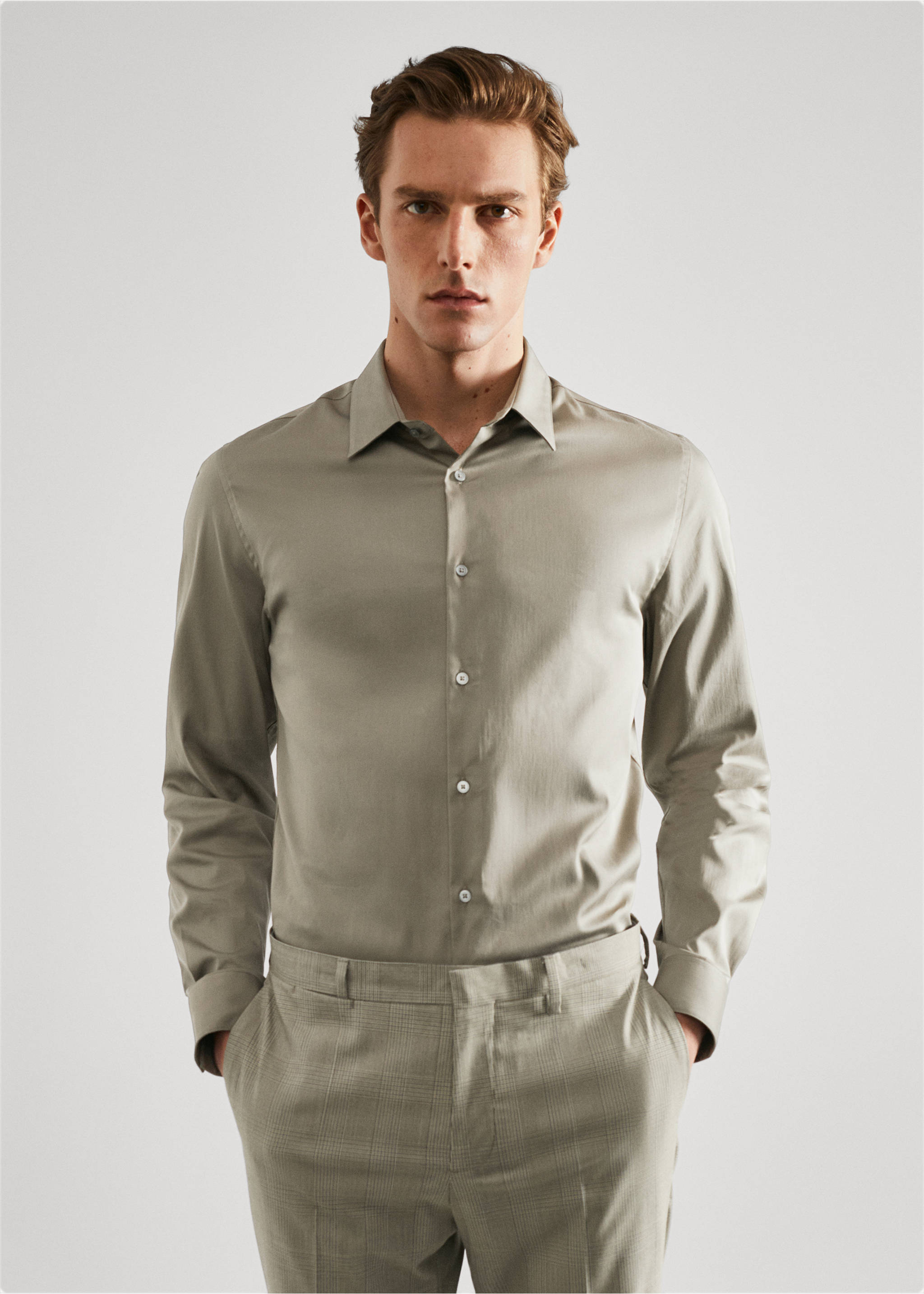 Костюмная рубашка super slim fit из поплина - Средний план, Зеленый. Ref: 57020655-00.